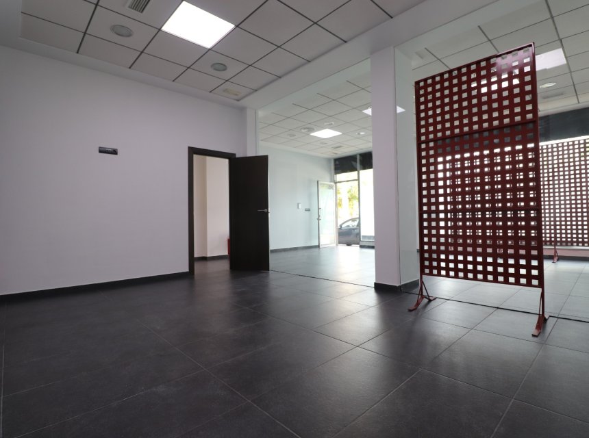 Revente - Commercial -
Benejuzar - Benejuzar - Town