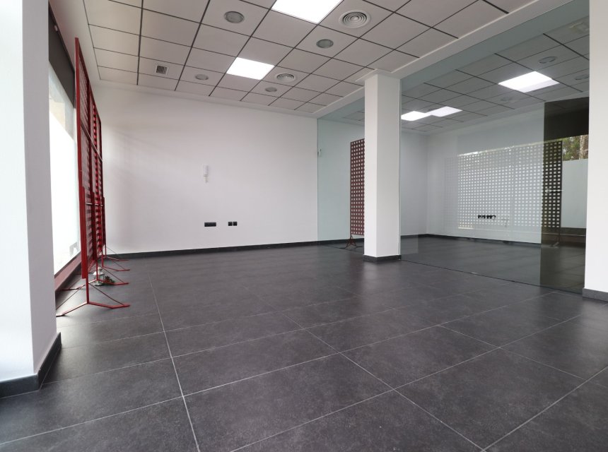 Revente - Commercial -
Benejuzar - Benejuzar - Town