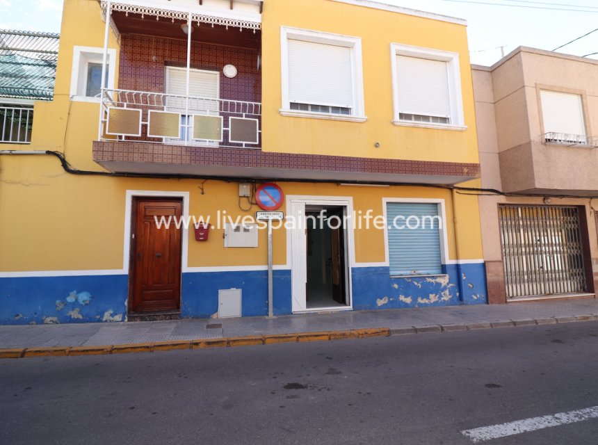 Revente - Commercial -
Benijofar - Benijofar - Village