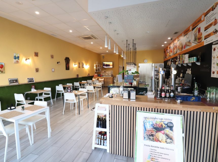 Revente - Commercial -
Benijofar - Benijofar - Village