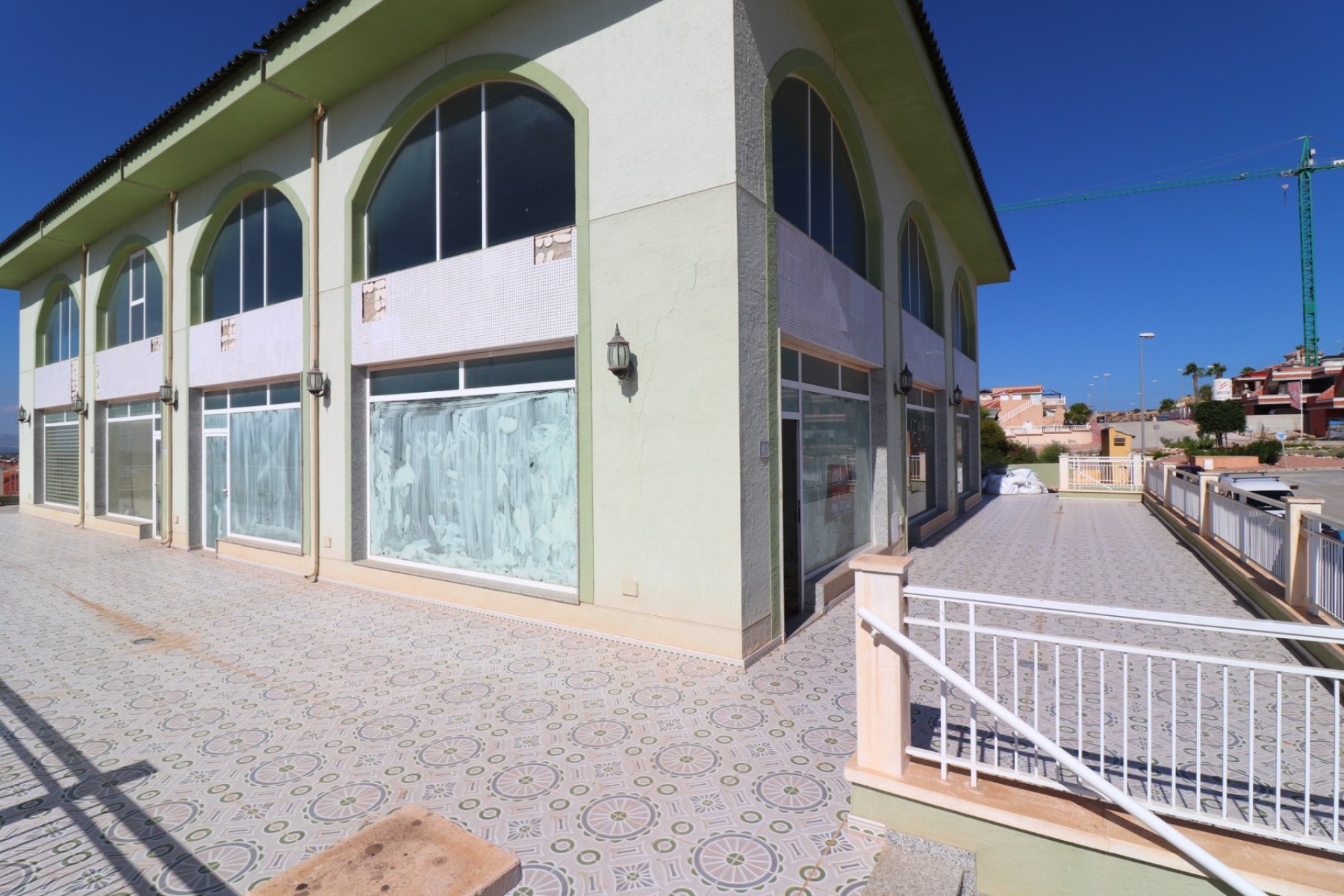 Revente - Commercial -
Benimar - Benimar II