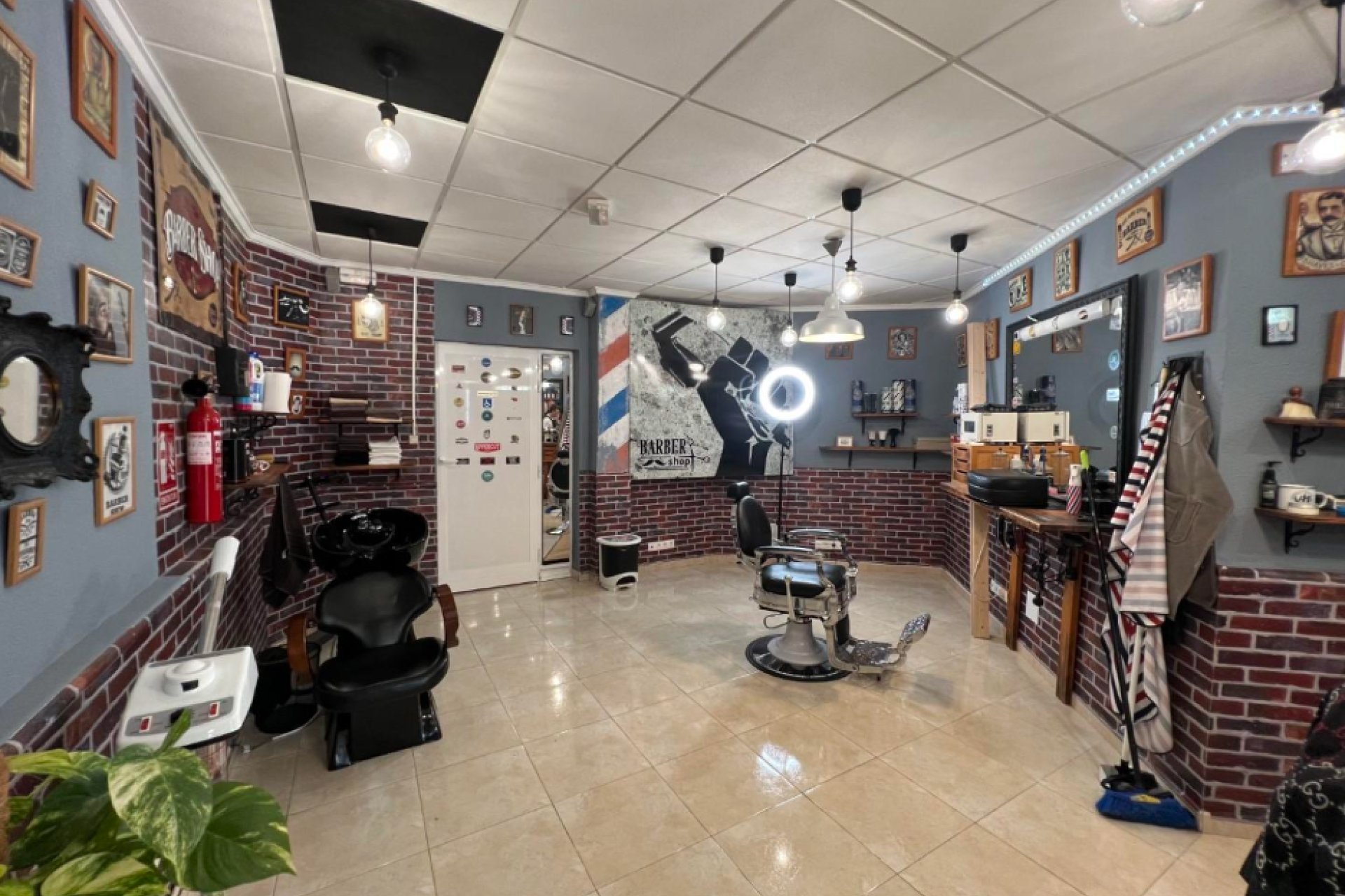 Revente - Commercial -
Guardamar del Segura - Guardamar