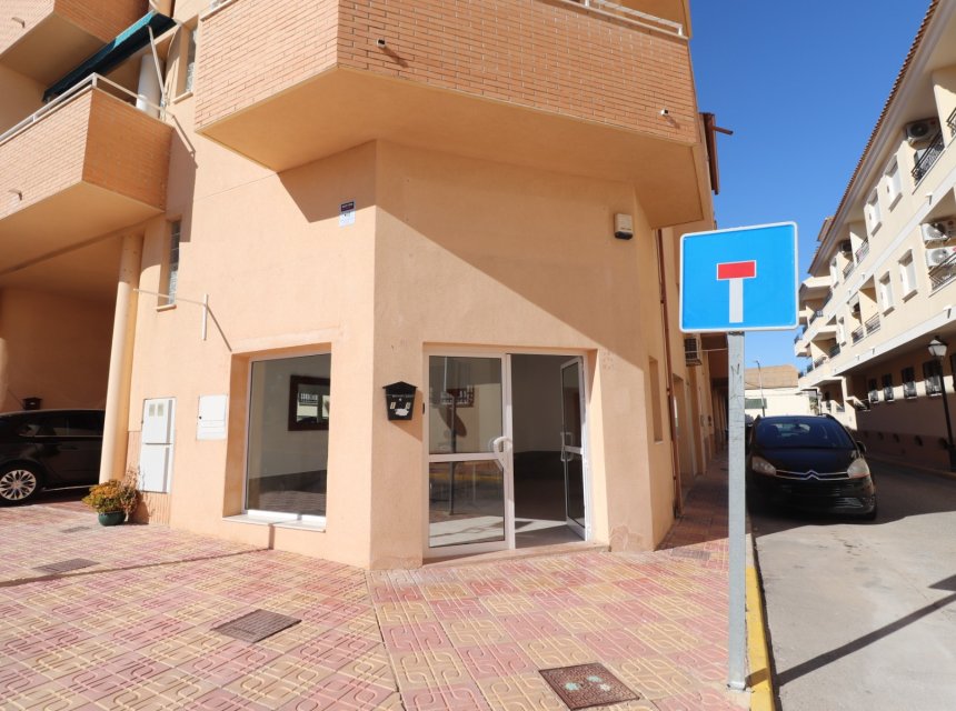 Revente - Commercial -
Jacarilla - Jacarilla - Town