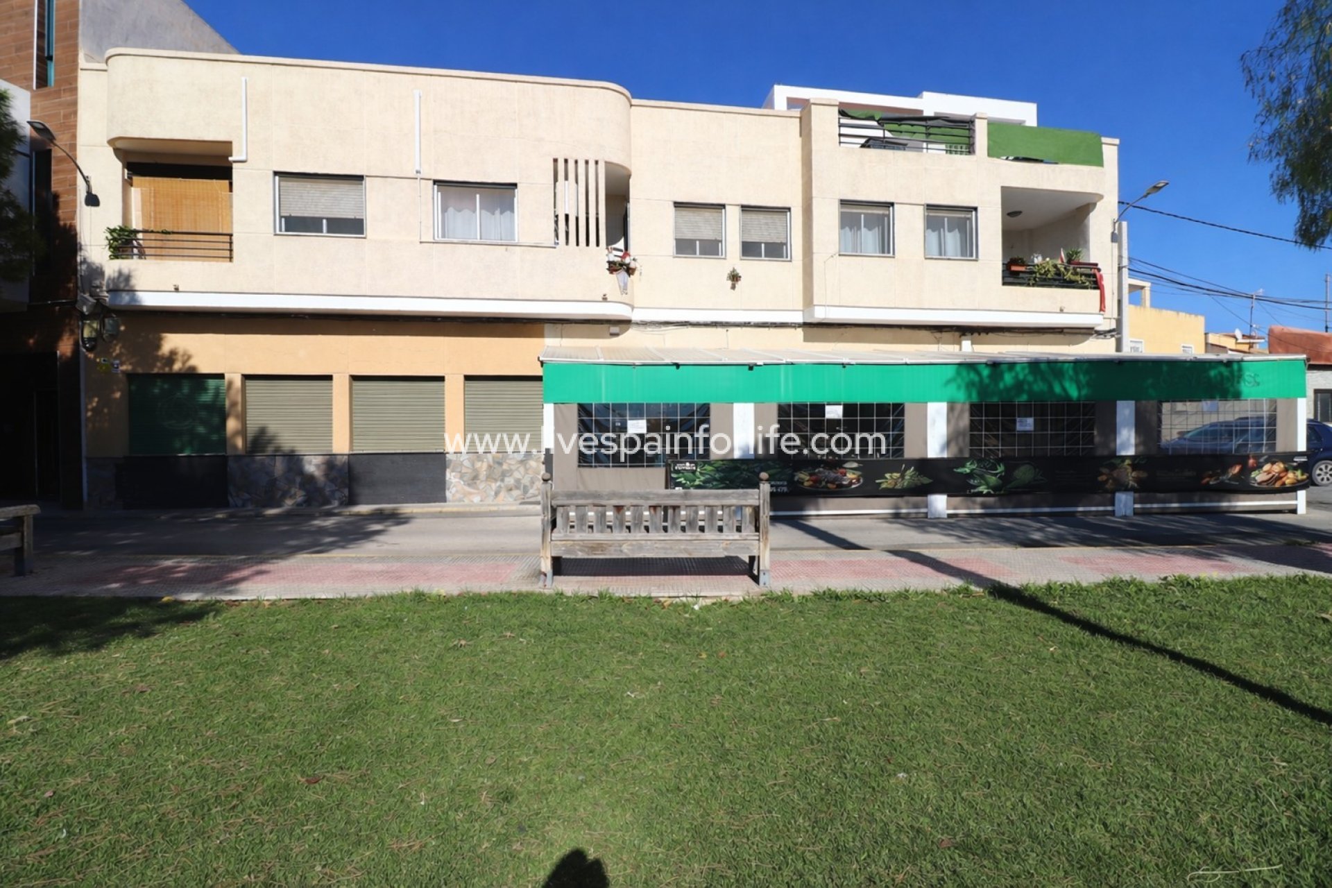 Revente - Commercial (Leasehold) -
Catral - Catral - Town