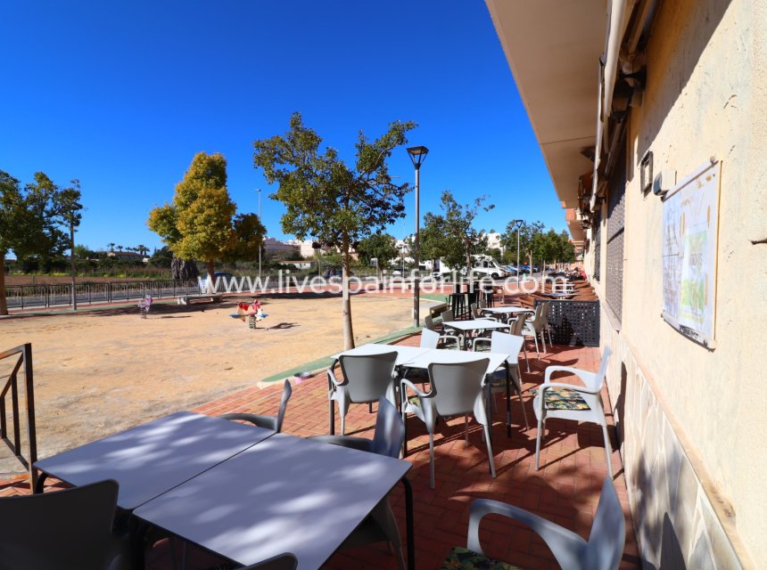 Revente - Commercial (Leasehold) -
Formentera Del Segura - Formentera - Village