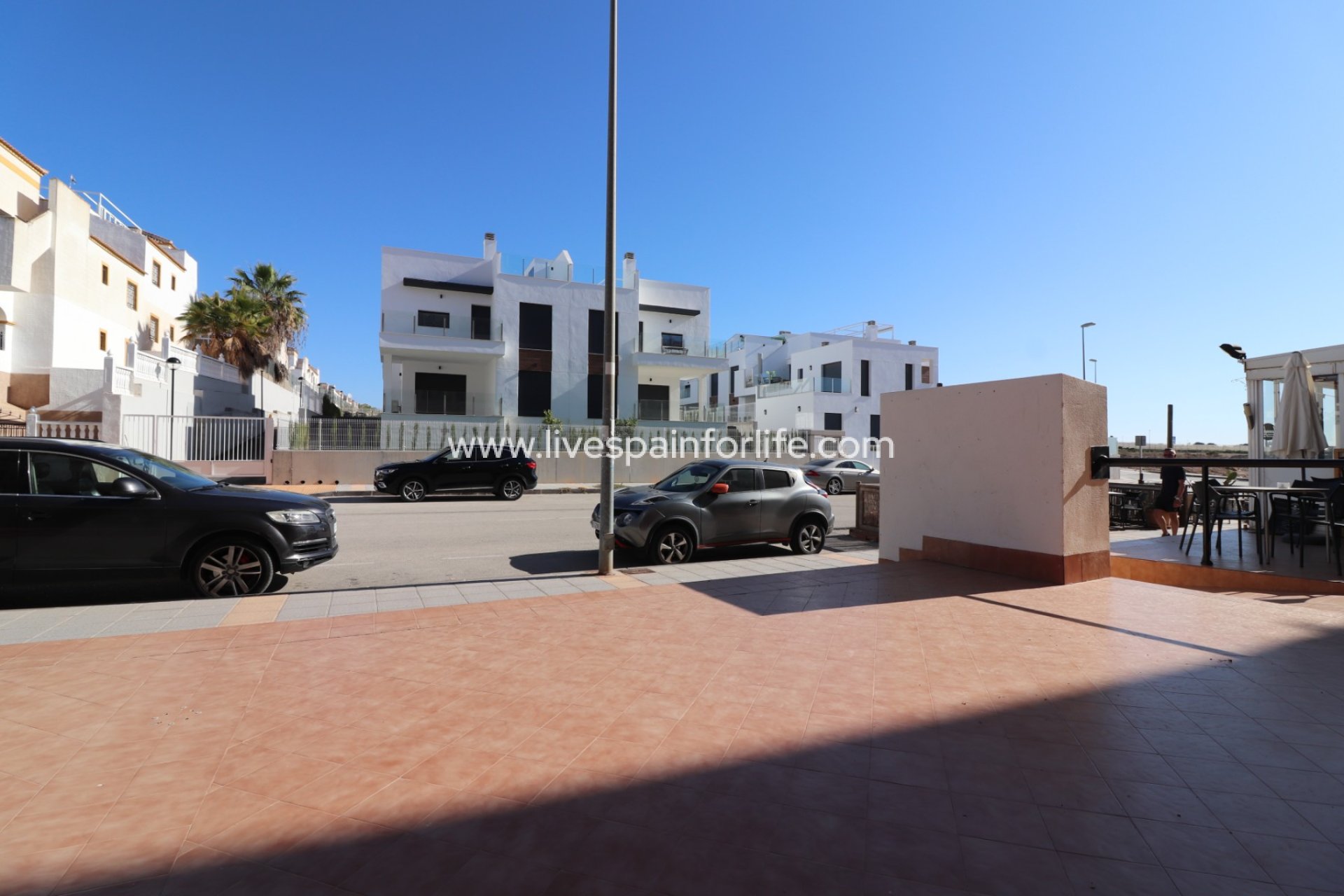 Revente - Commercial -
Los Montesinos - Entre Naranjos / Vistabella Golf
