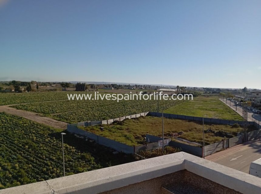 Revente - Duplex -
Daya Vieja