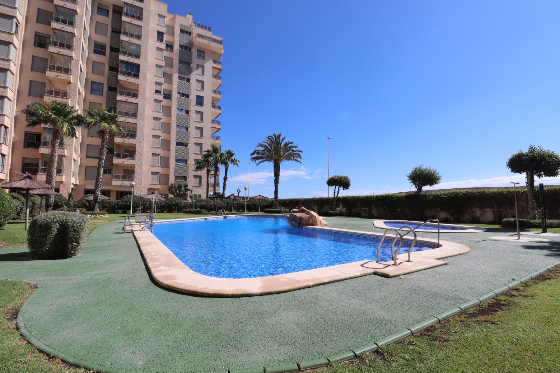 Revente - Duplex -
Guardamar del Segura - Guardamar del Segura - Town