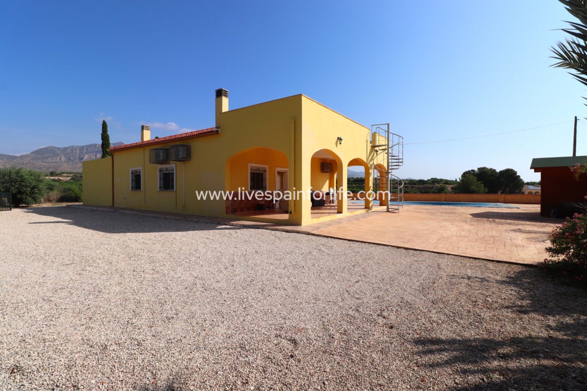 Revente - Maison de campagne -
Albatera - Albatera - Country