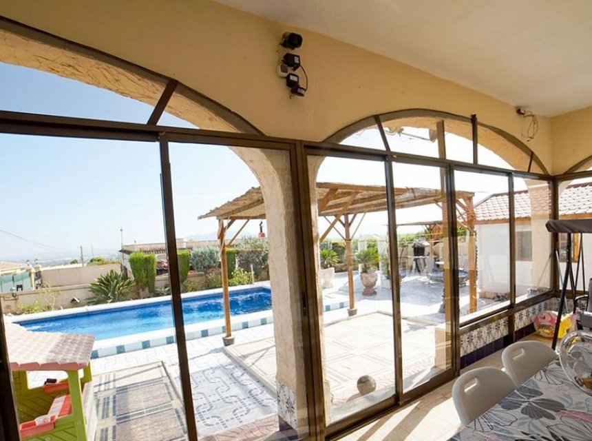 Revente - Maison de campagne -
Albatera