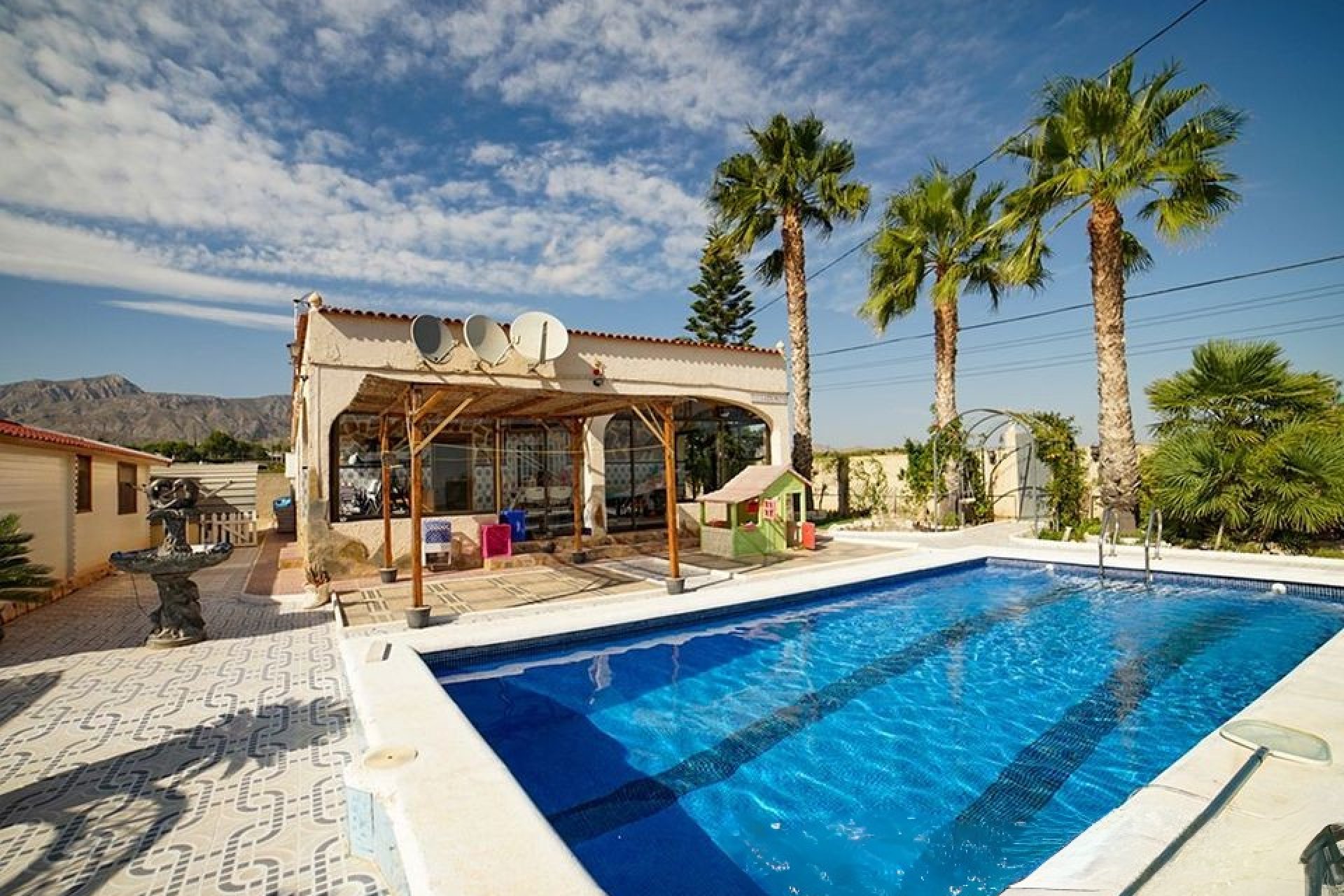 Revente - Maison de campagne -
Albatera