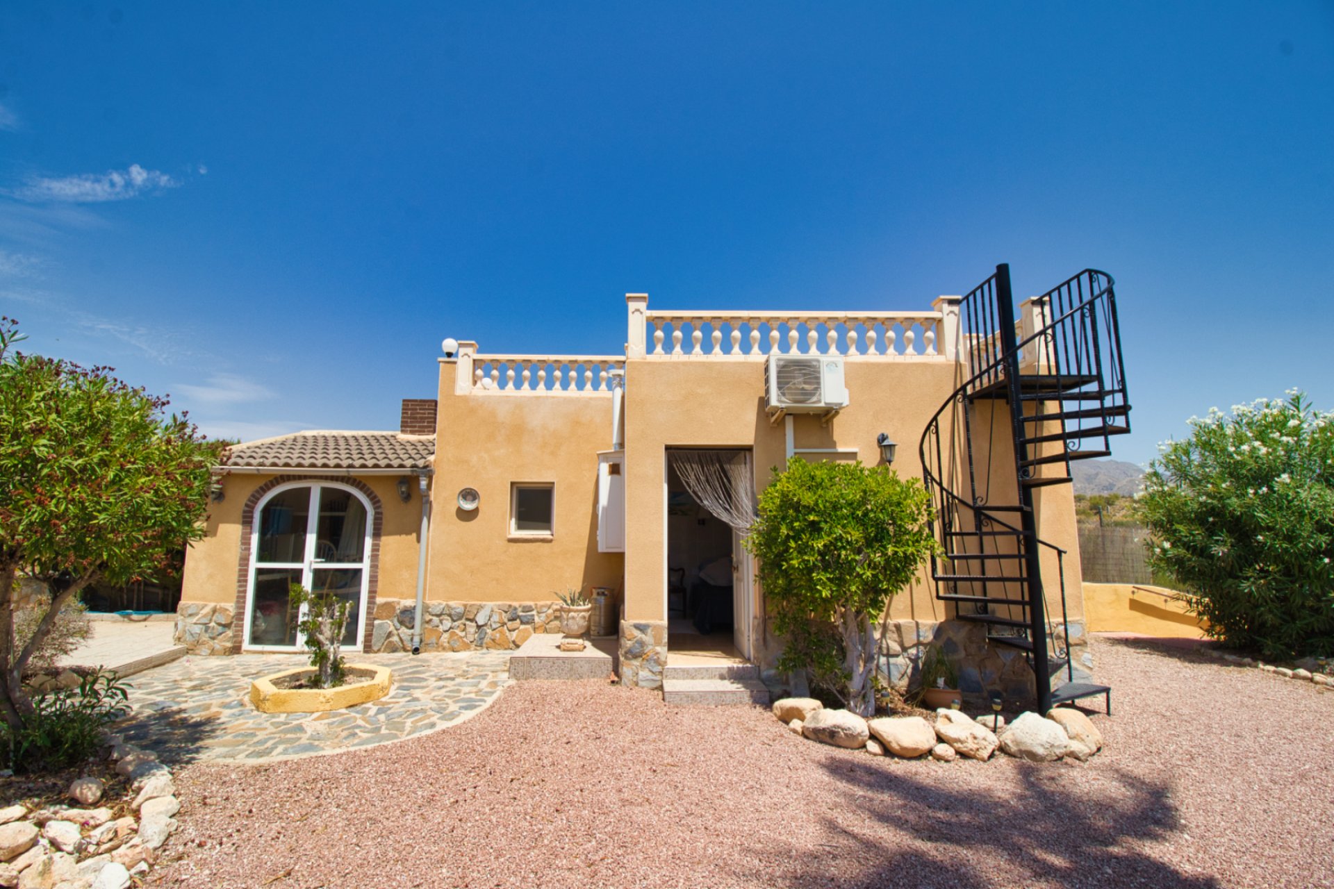 Revente - Maison de campagne -
Albatera