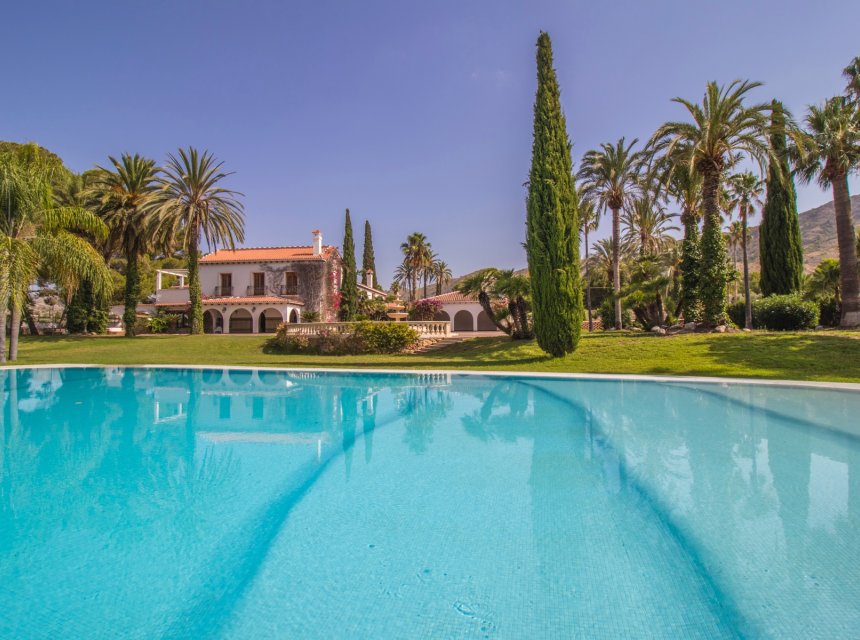 Revente - Maison de campagne -
Alicante