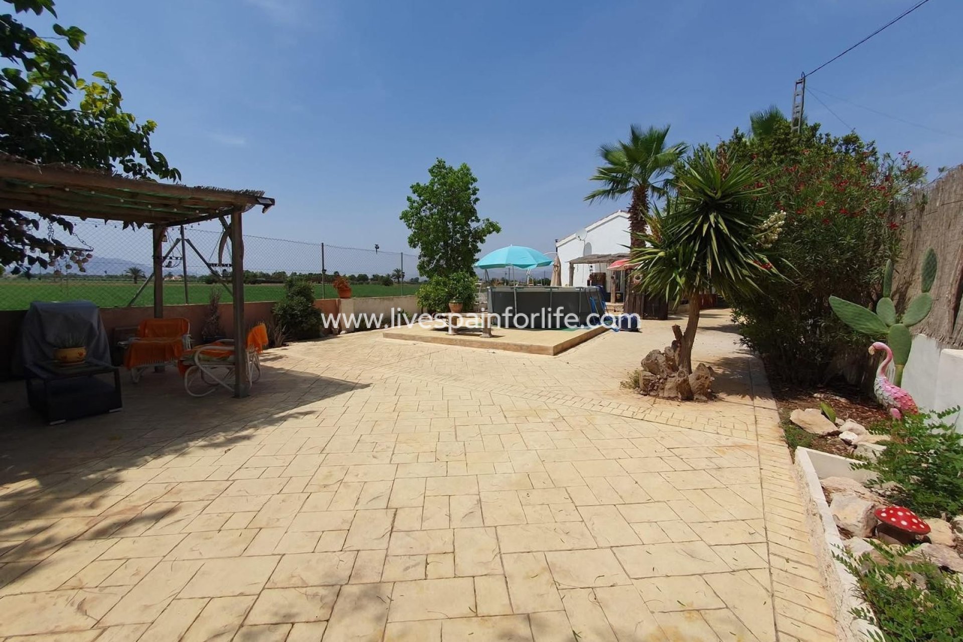 Revente - Maison de campagne -
Alicante