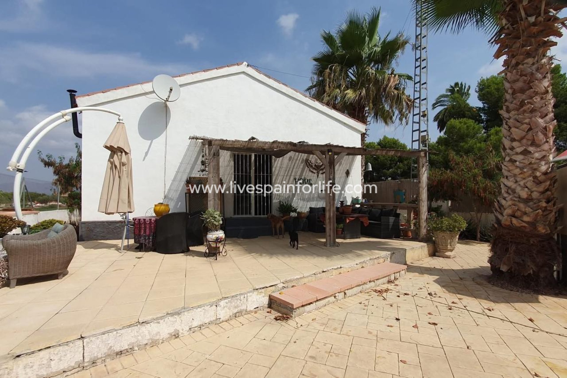 Revente - Maison de campagne -
Alicante