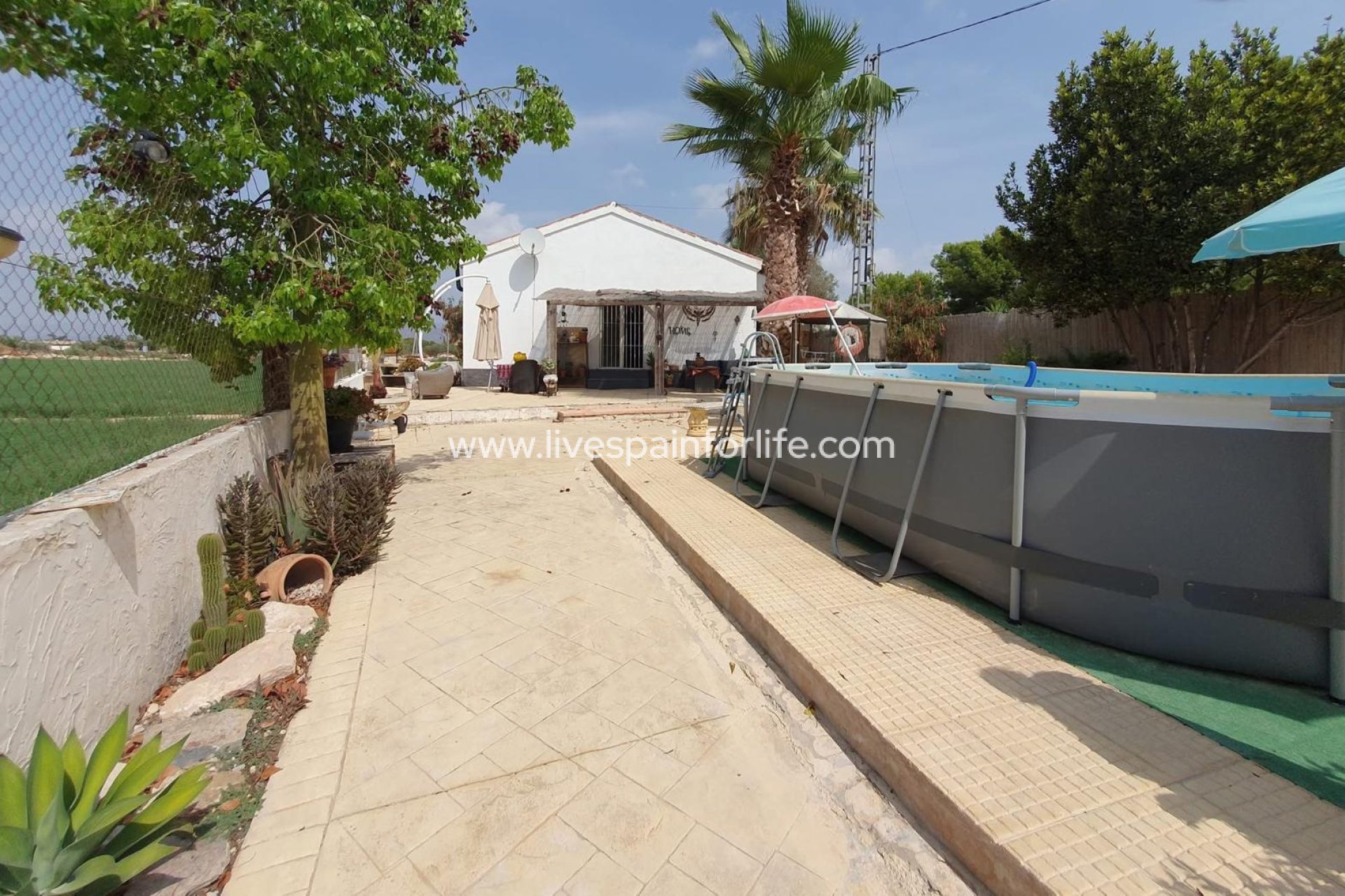 Revente - Maison de campagne -
Alicante