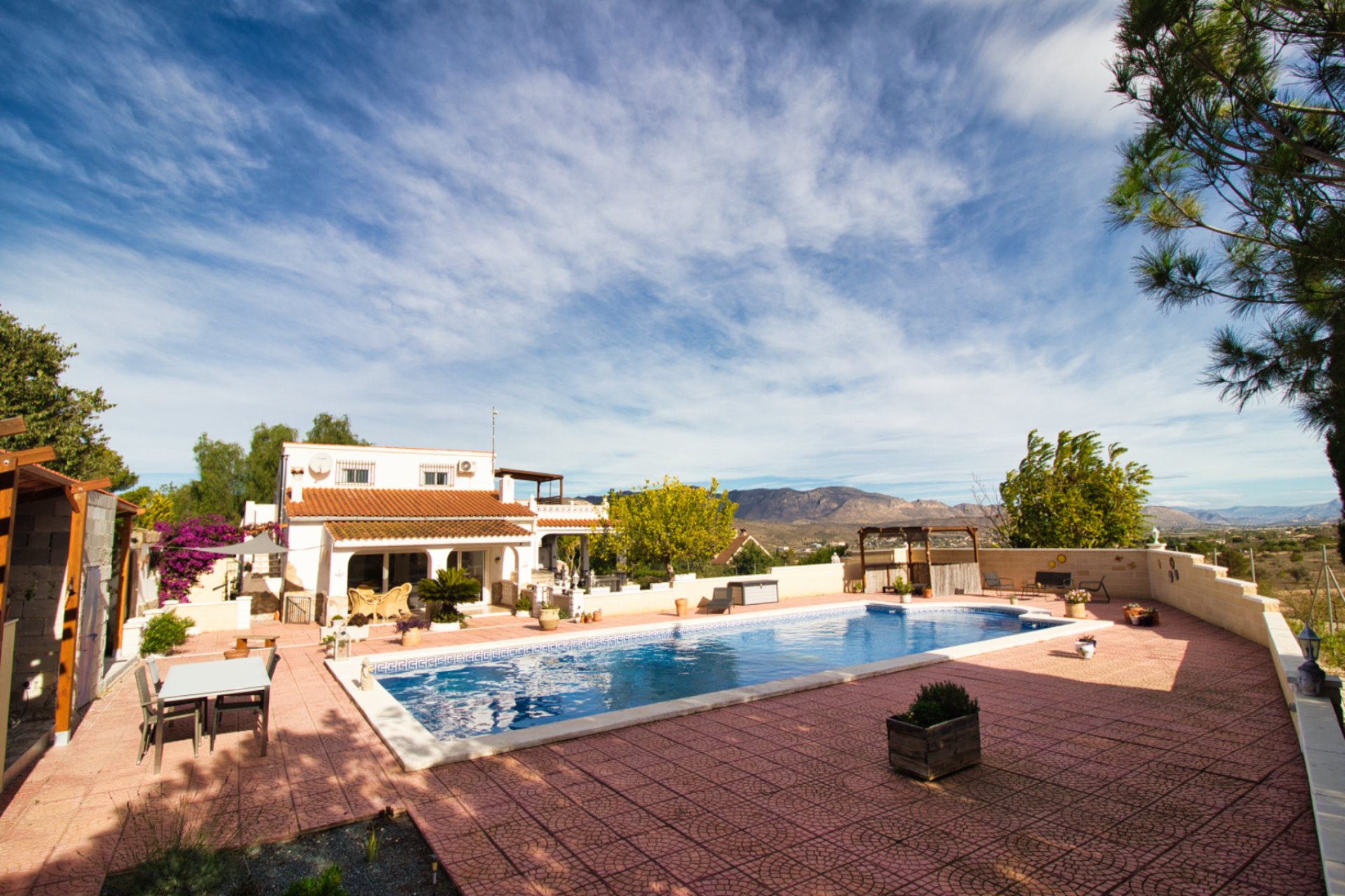 Revente - Maison de campagne -
Alicante