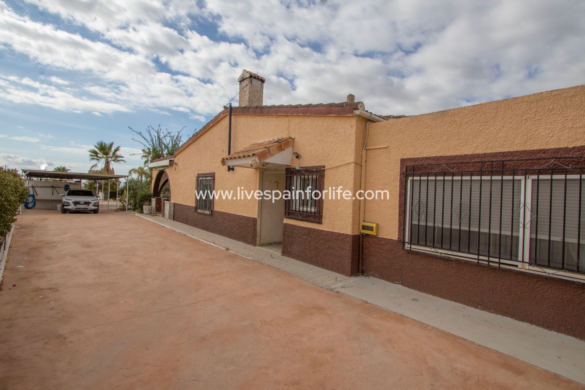 Revente - Maison de campagne -
Alicante