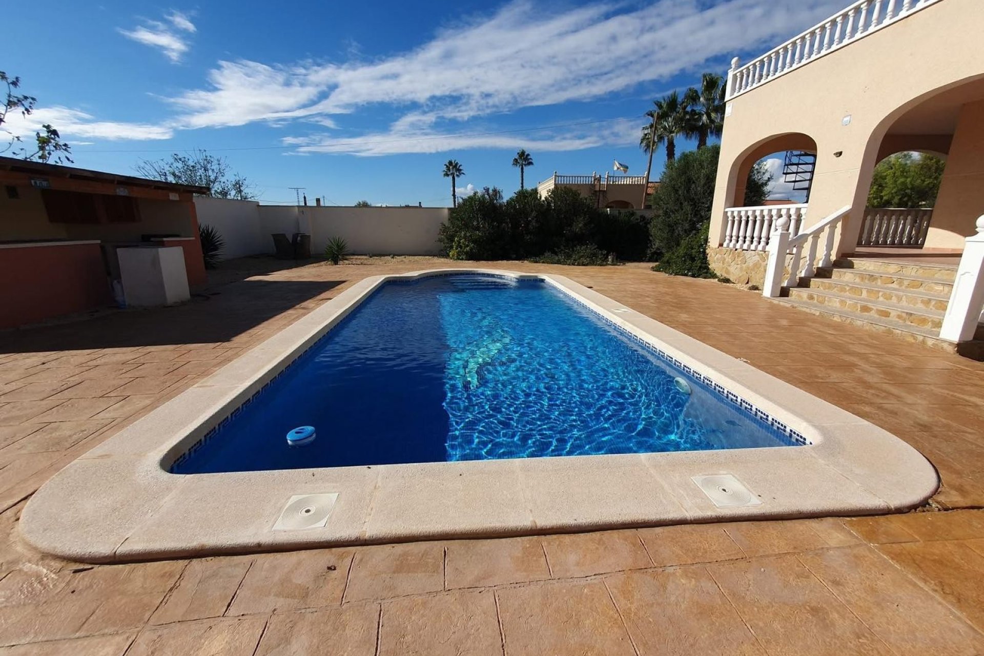 Revente - Maison de campagne -
Alicante