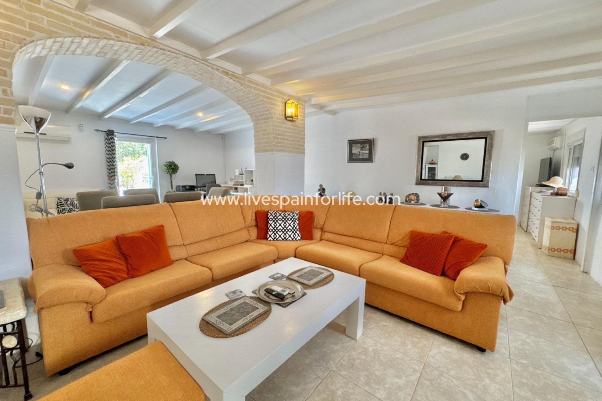 Revente - Maison de campagne -
Alicante