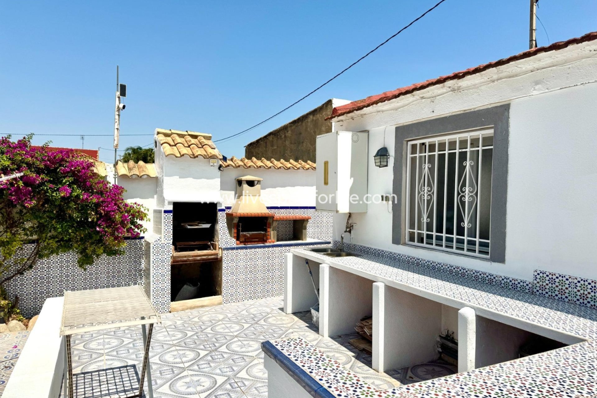 Revente - Maison de campagne -
Alicante