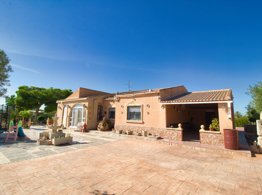 Revente - Maison de campagne -
Alicante