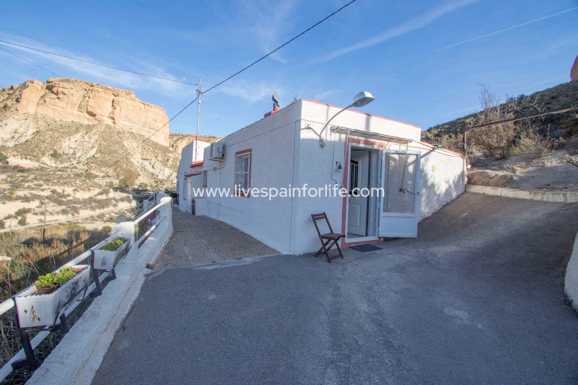 Revente - Maison de campagne -
Alicante