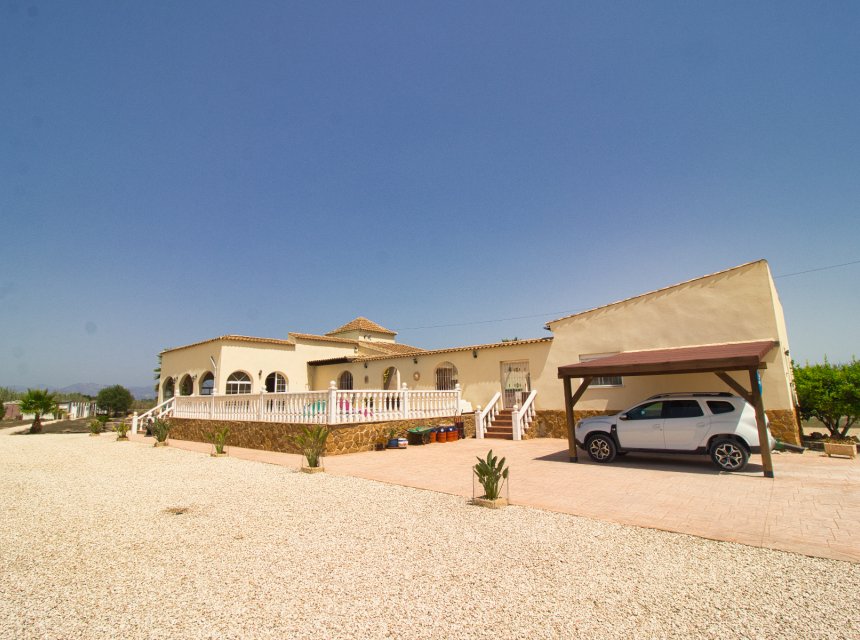 Revente - Maison de campagne -
Alicante