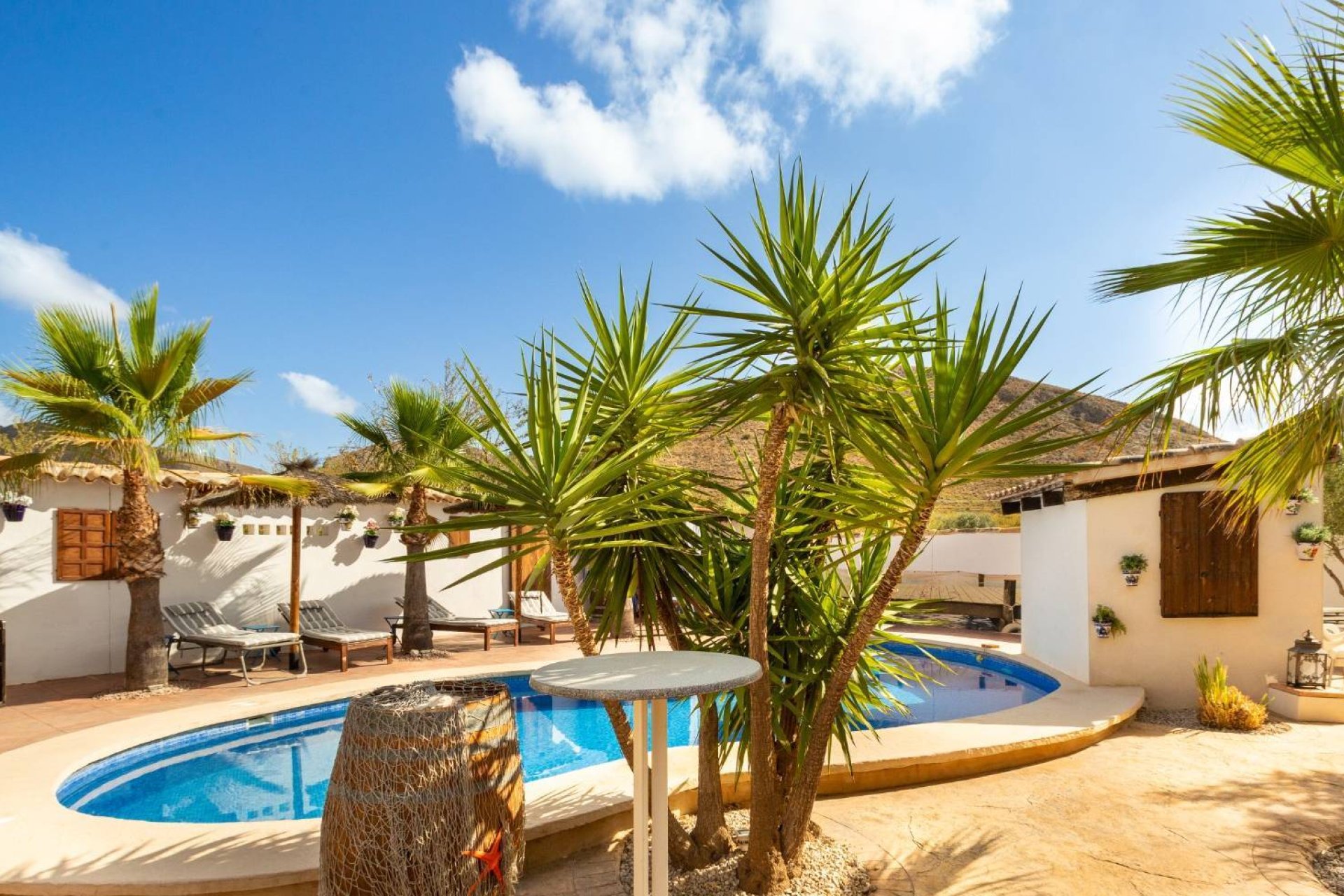 Revente - Maison de campagne -
Alicante