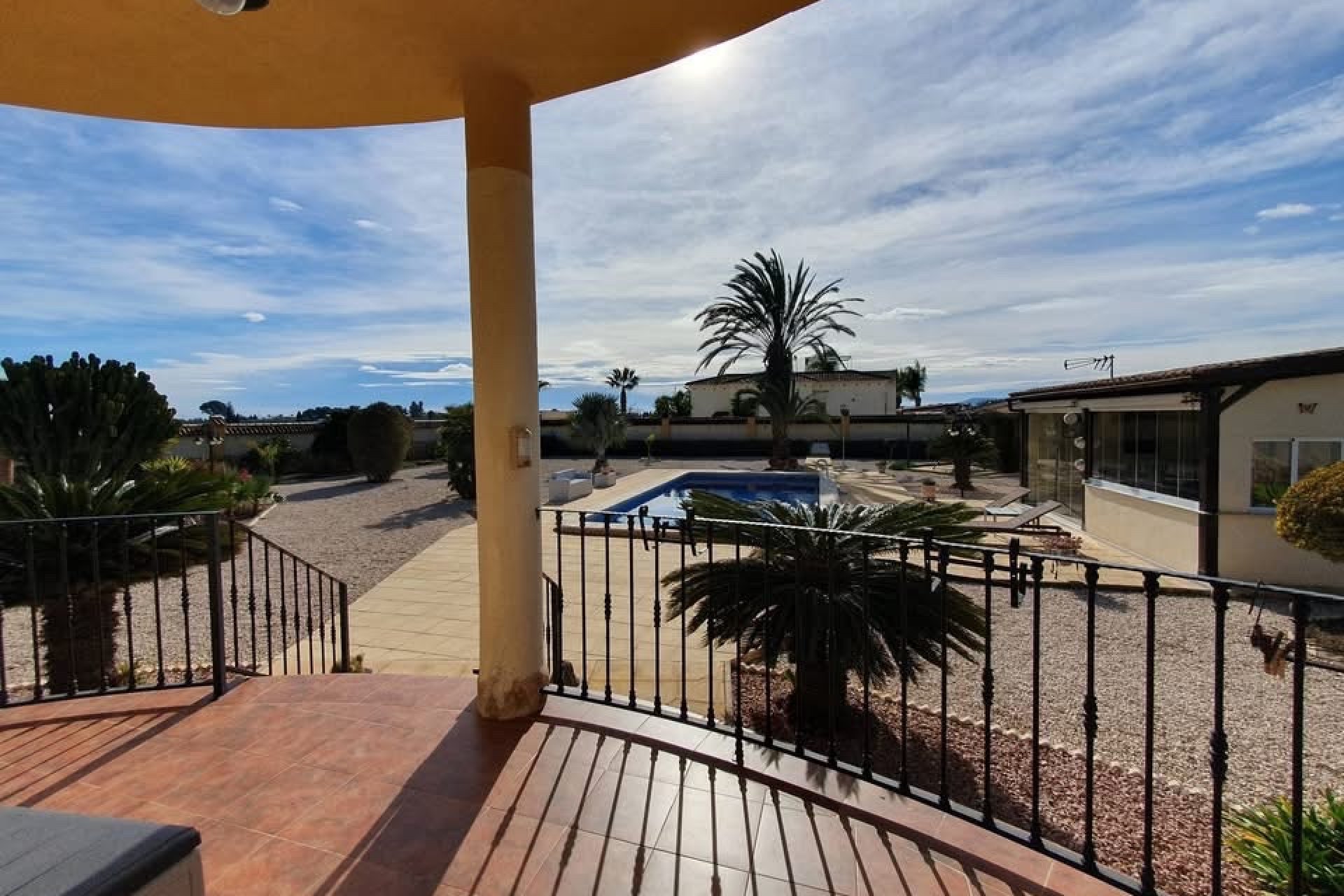 Revente - Maison de campagne -
Alicante