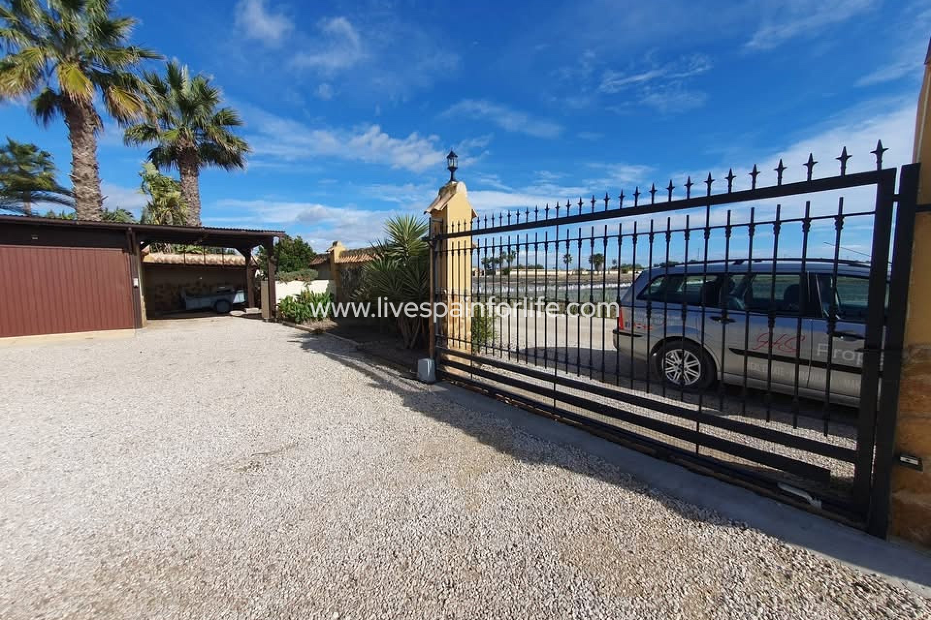 Revente - Maison de campagne -
Alicante