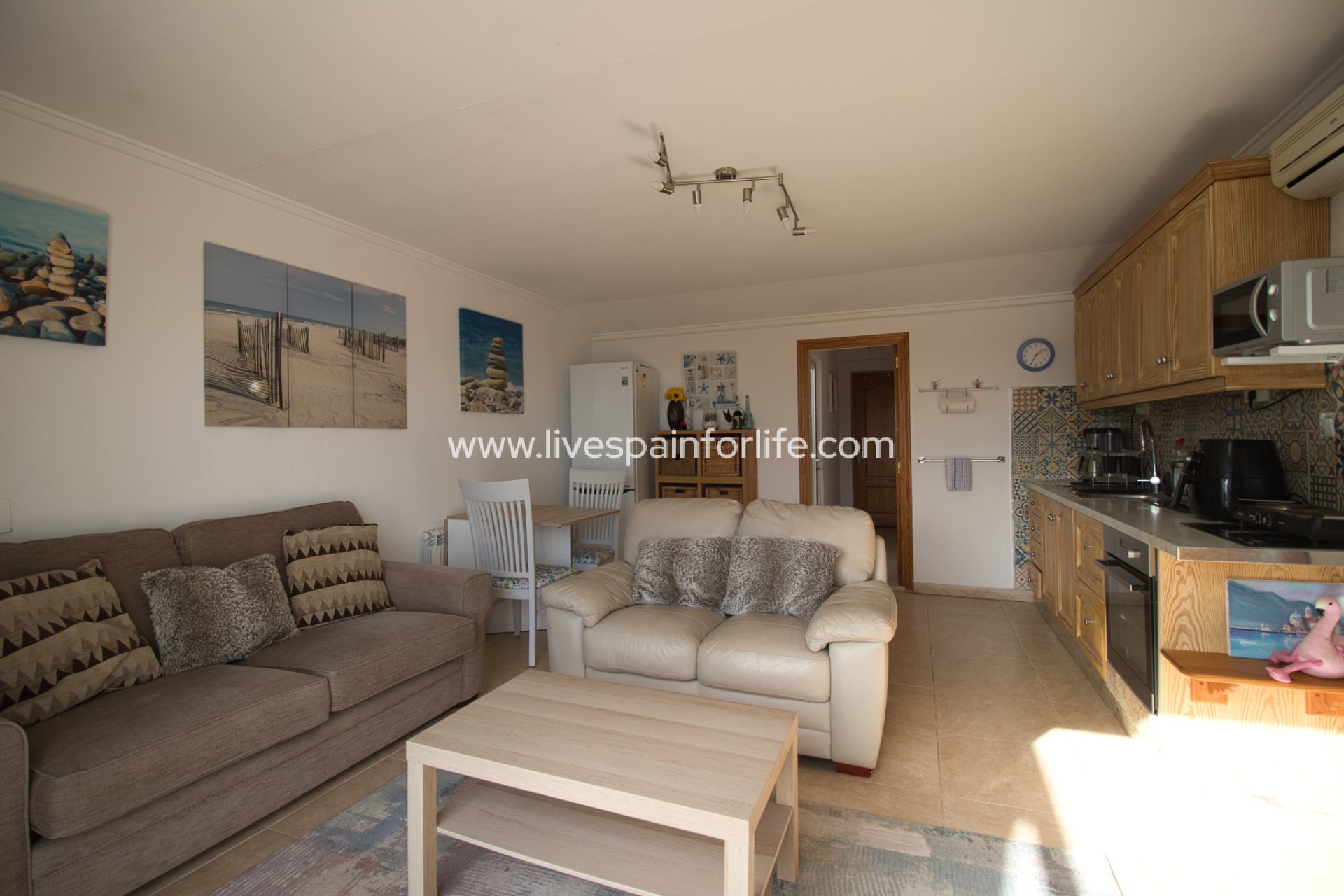 Revente - Maison de campagne -
Alicante