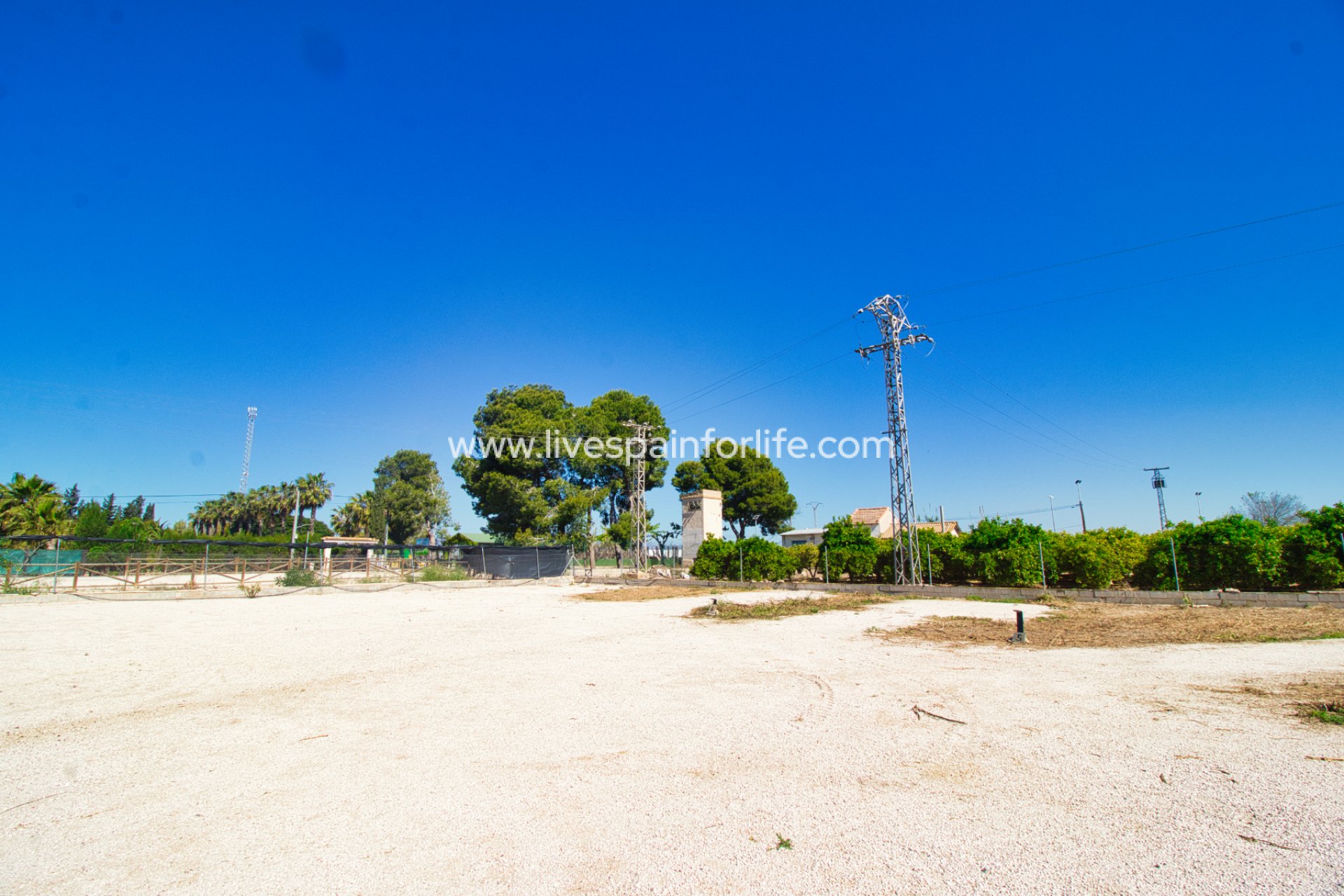 Revente - Maison de campagne -
Alicante