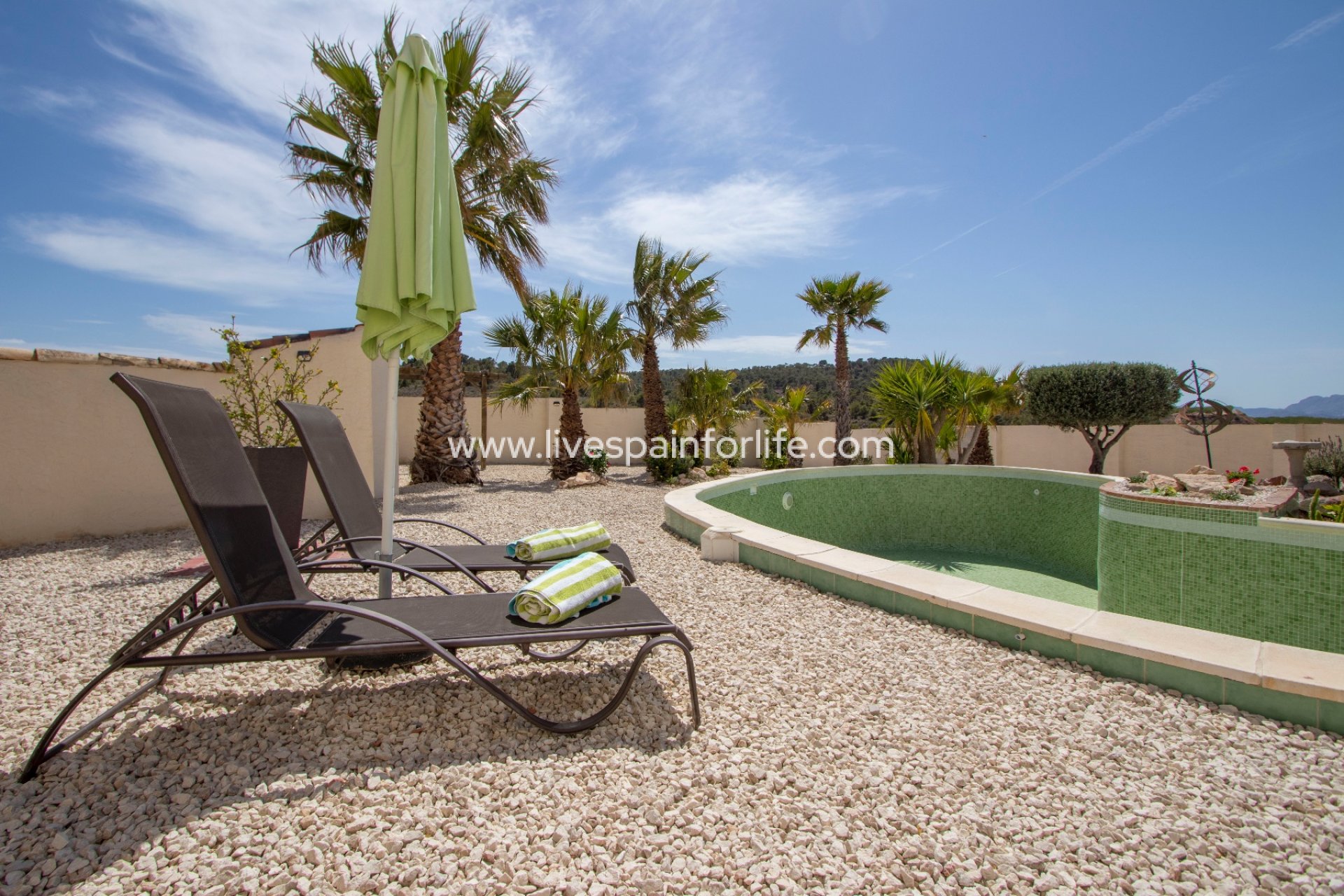 Revente - Maison de campagne -
Alicante