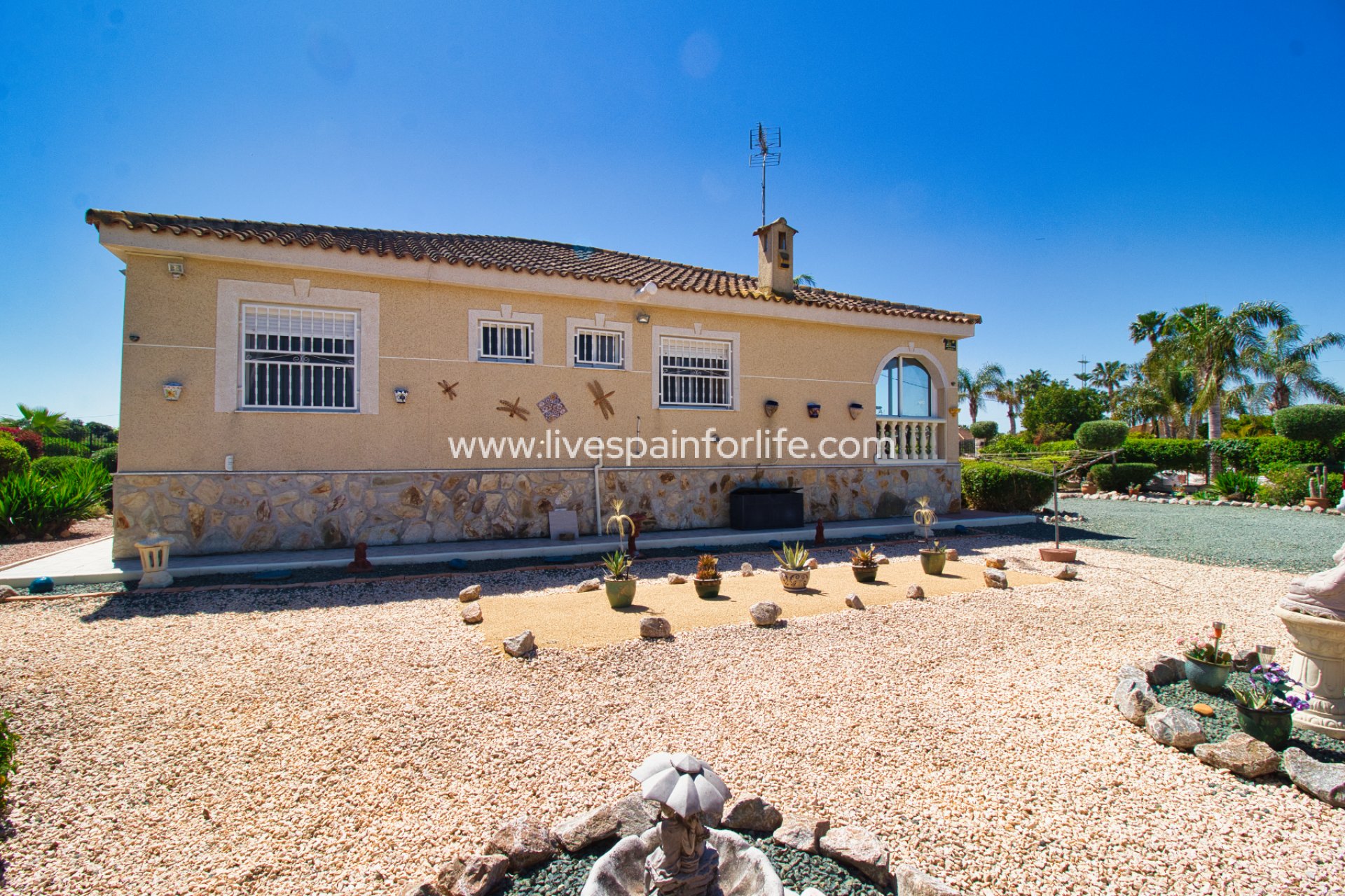Revente - Maison de campagne -
Alicante
