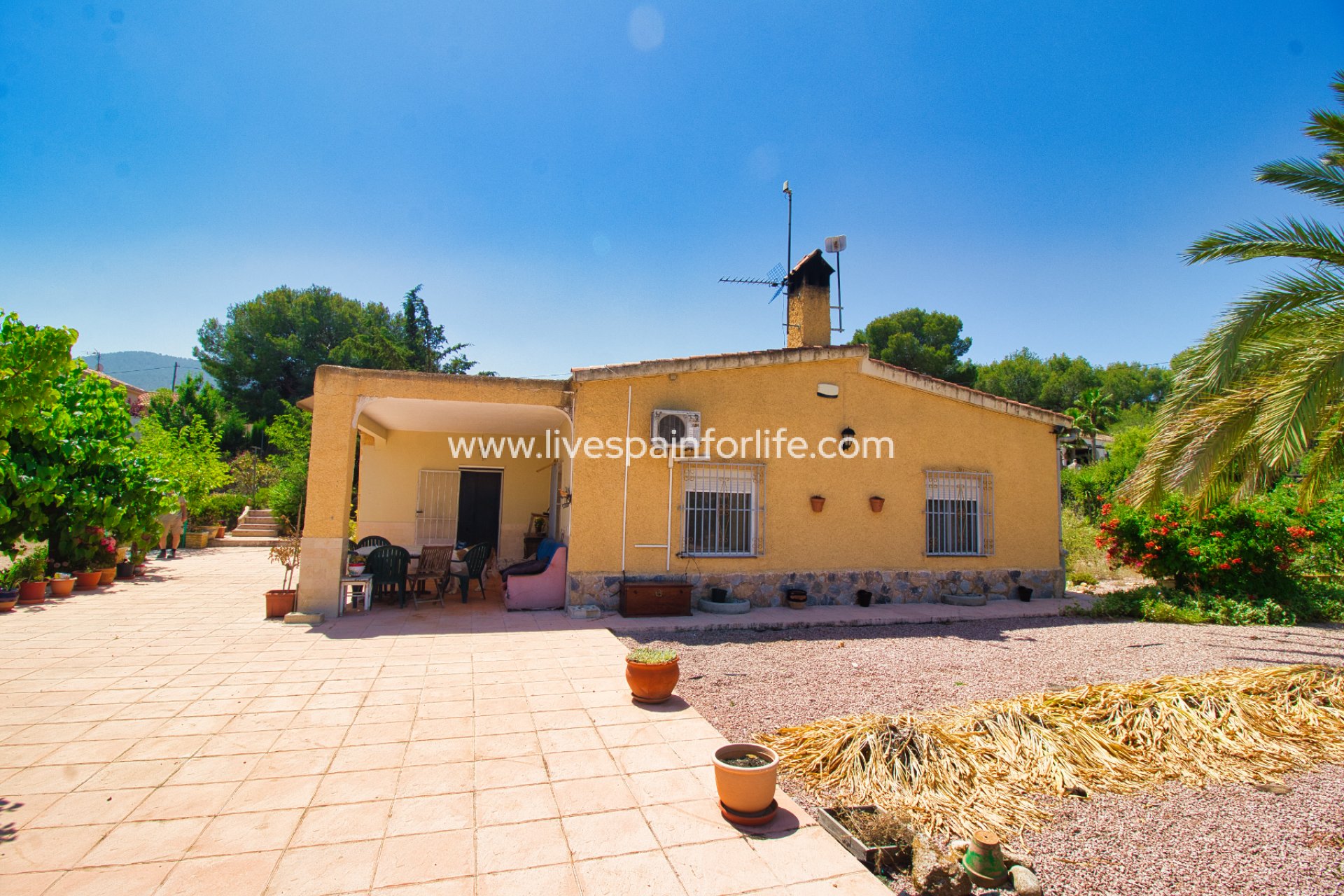 Revente - Maison de campagne -
Alicante