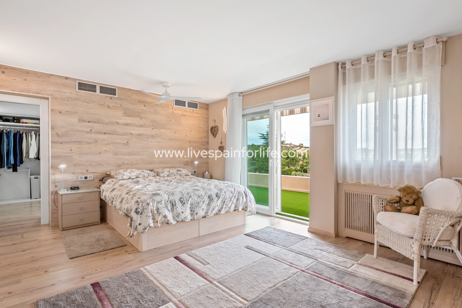 Revente - Maison de campagne -
Alicante