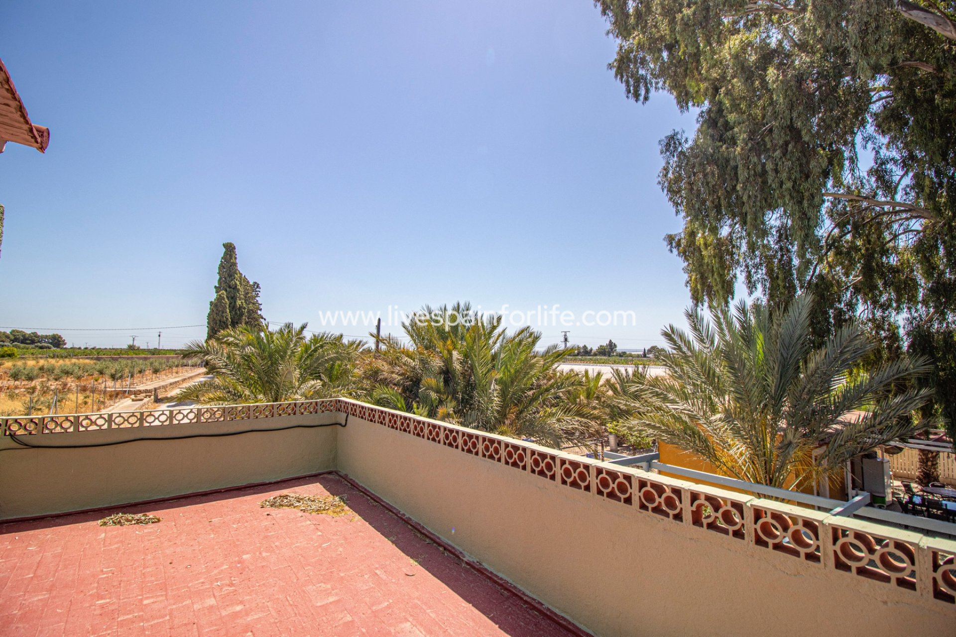 Revente - Maison de campagne -
Alicante