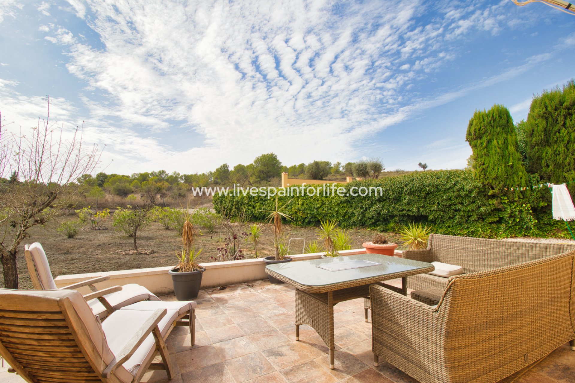 Revente - Maison de campagne -
Alicante