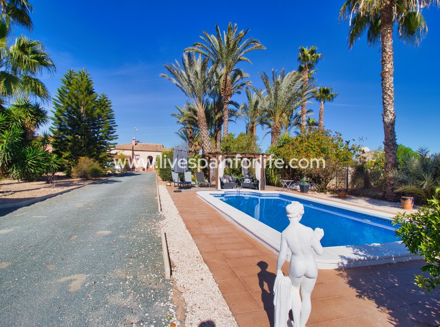 Revente - Maison de campagne -
Callosa De Segura - Callosa de Segura