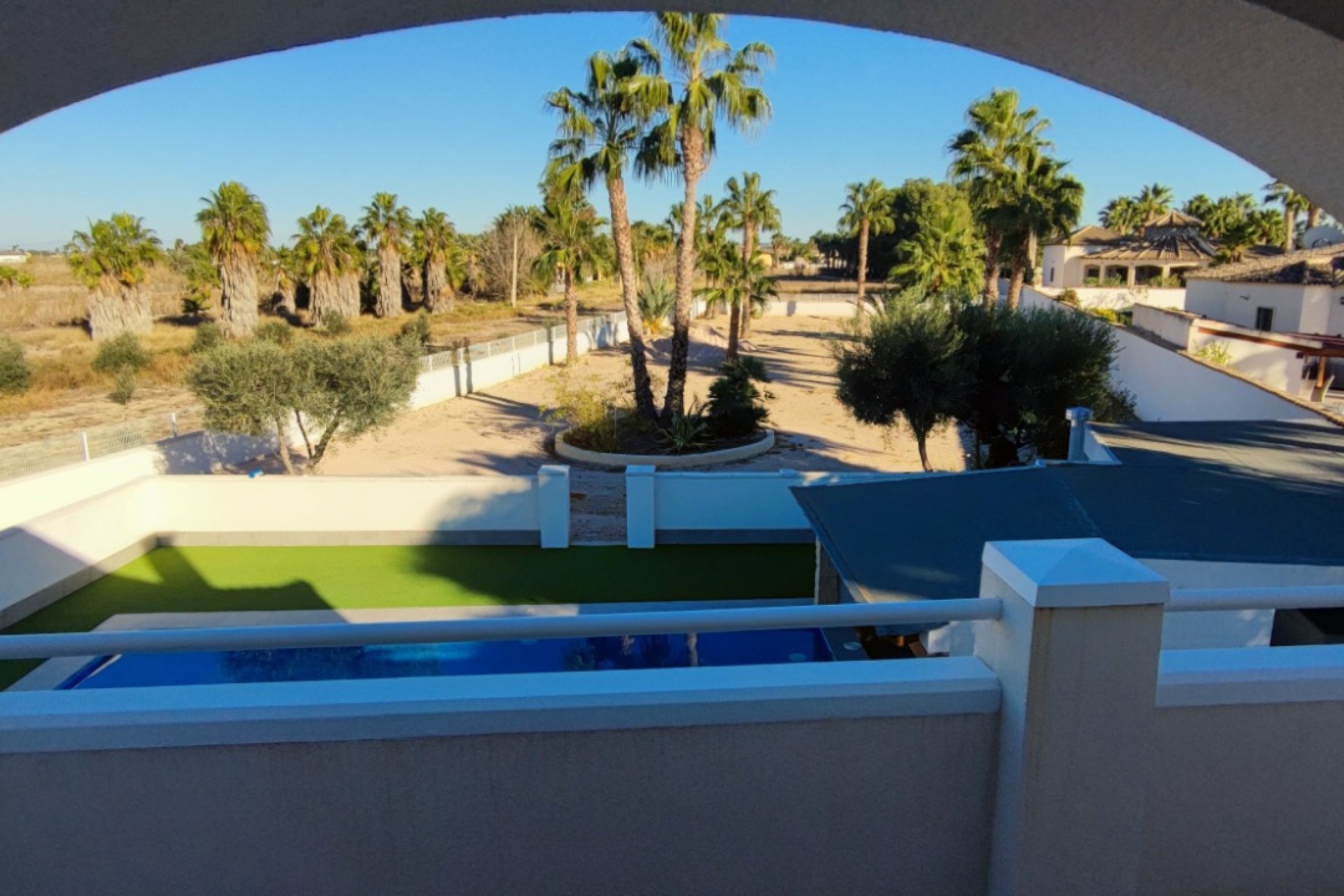 Revente - Maison de campagne -
Catral