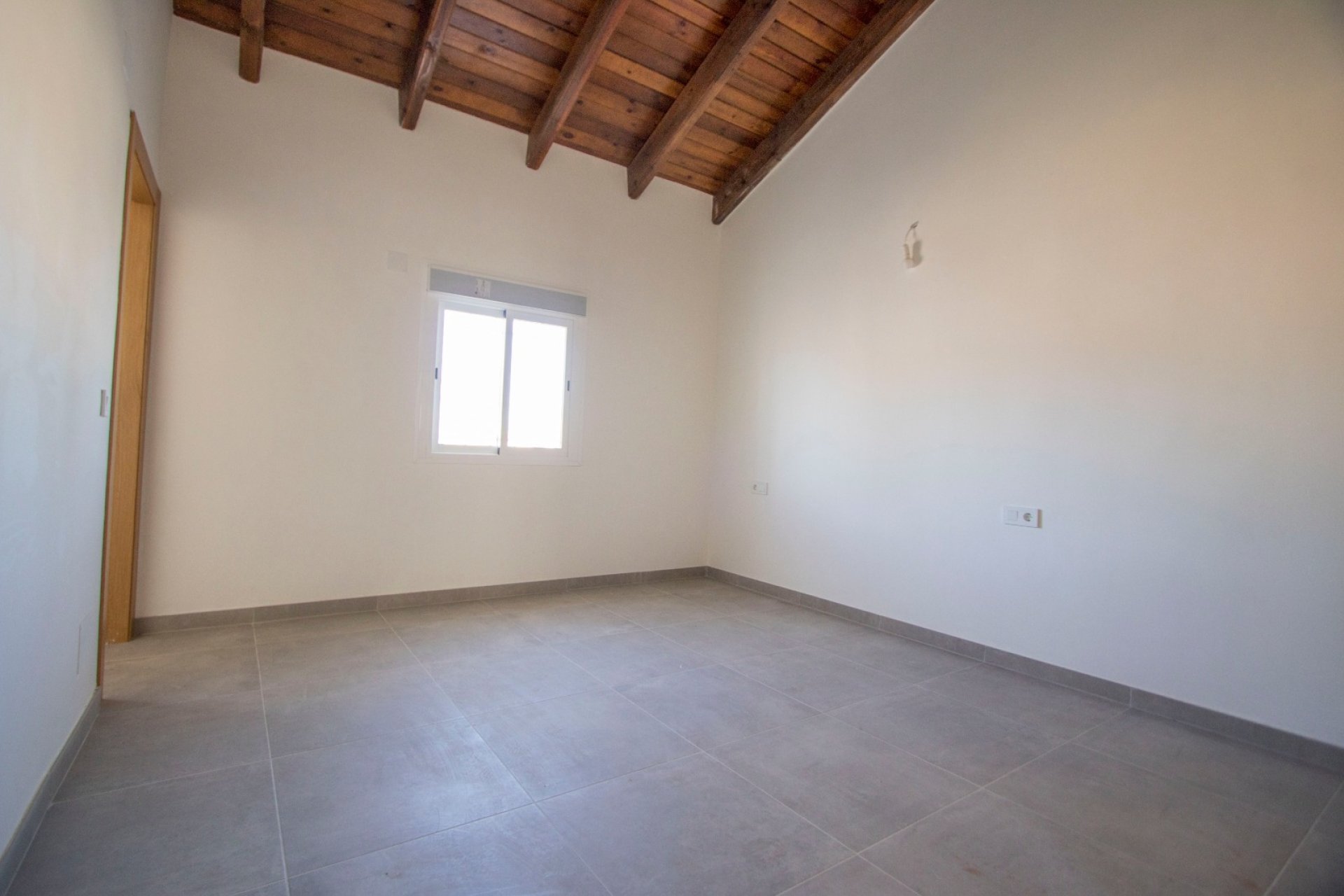 Revente - Maison de campagne -
Catral