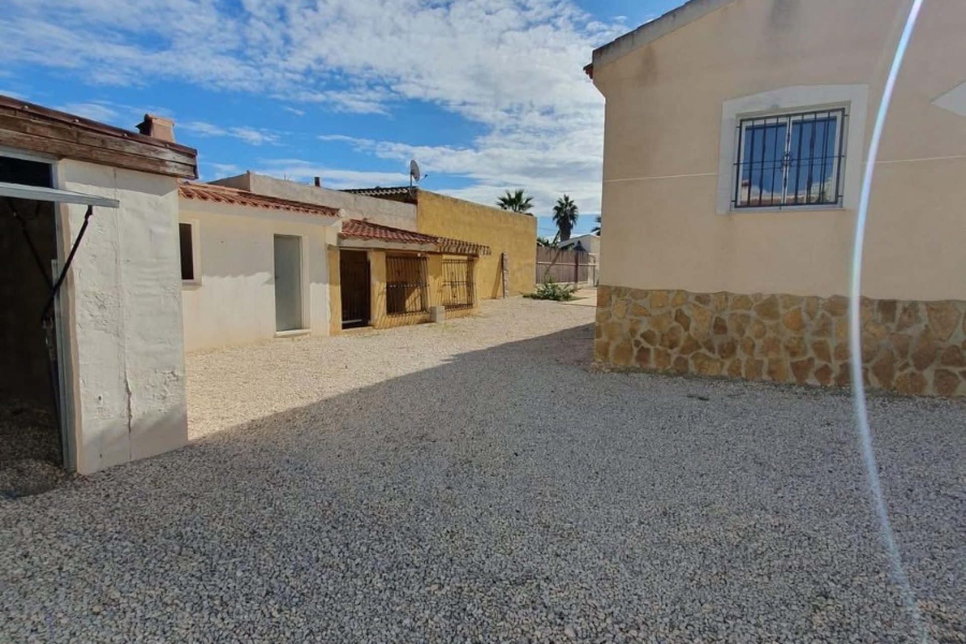 Revente - Maison de campagne -
Catral