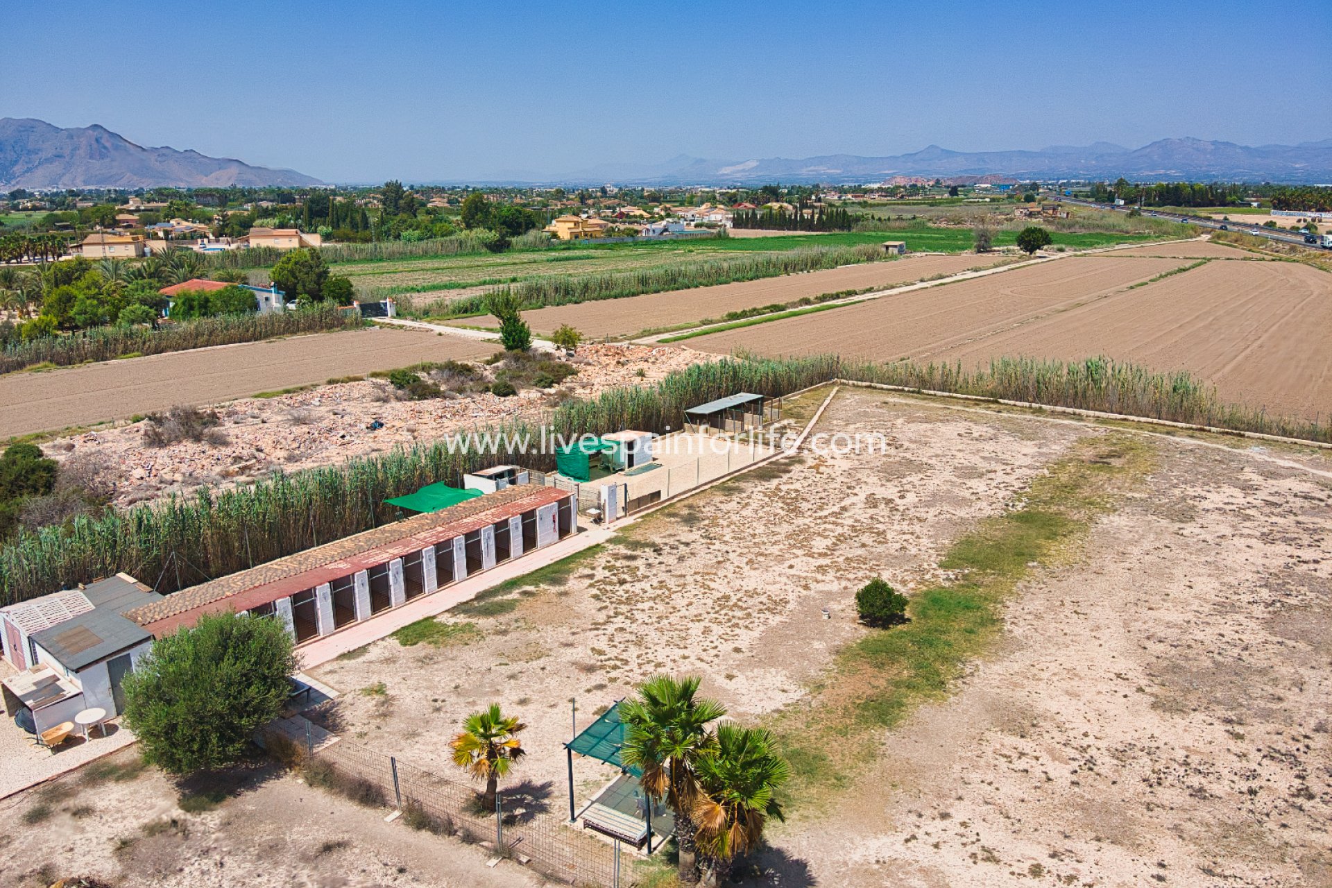Revente - Maison de campagne -
Catral