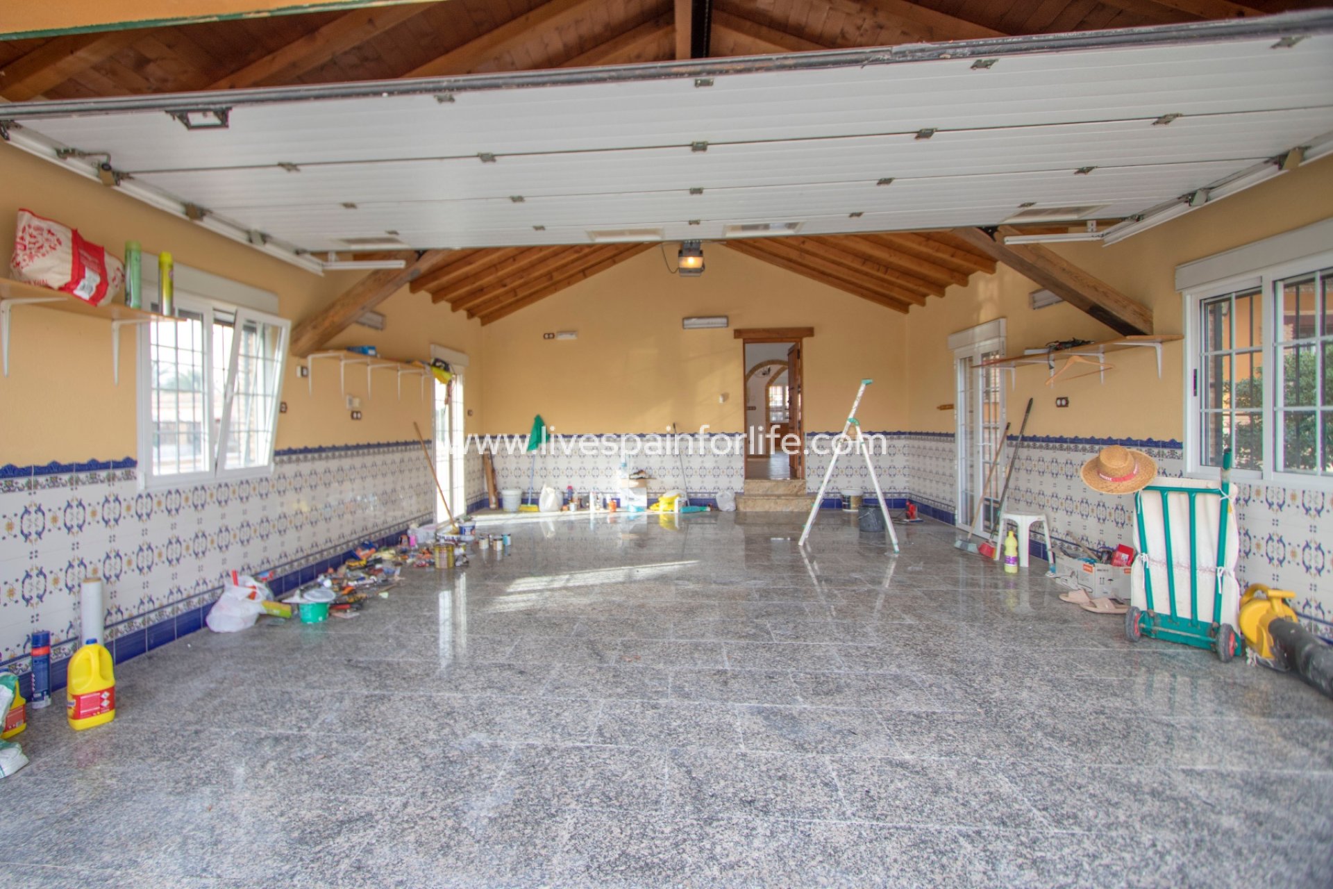 Revente - Maison de campagne -
Catral