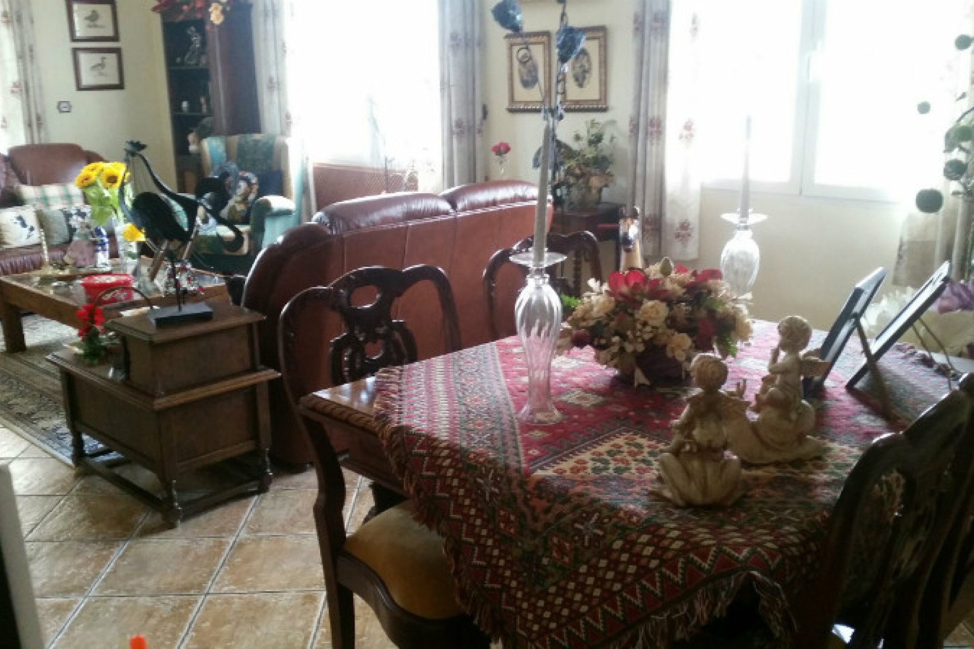 Revente - Maison de campagne -
Catral