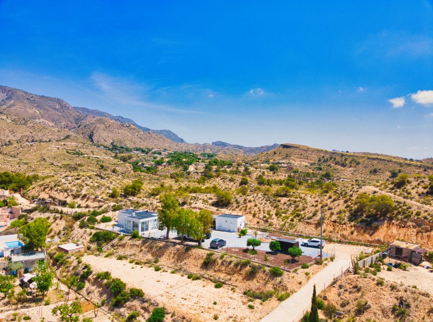 Revente - Maison de campagne -
Crevillent