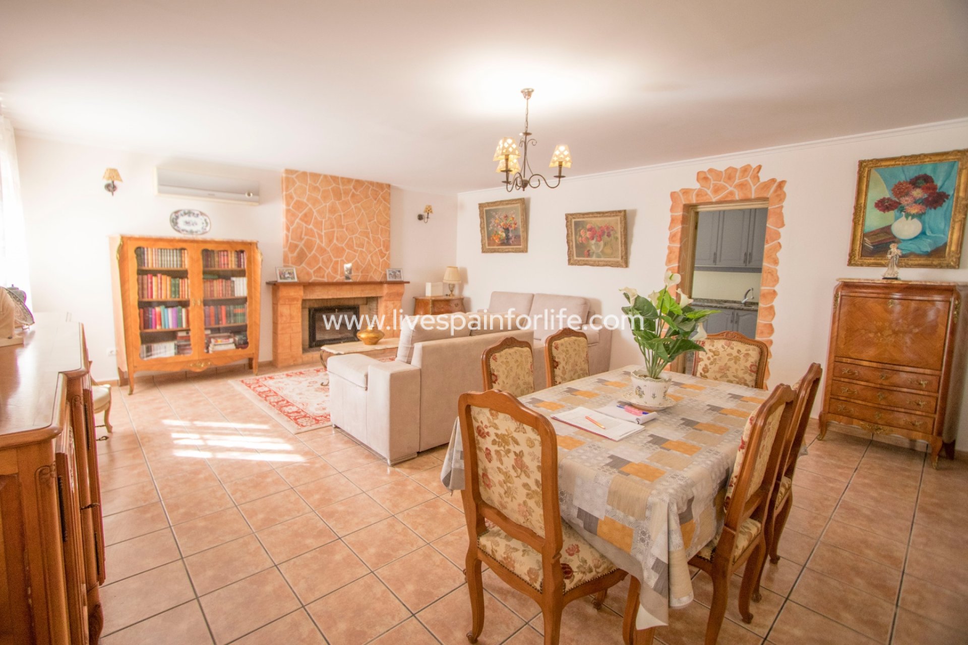 Revente - Maison de campagne -
Crevillent