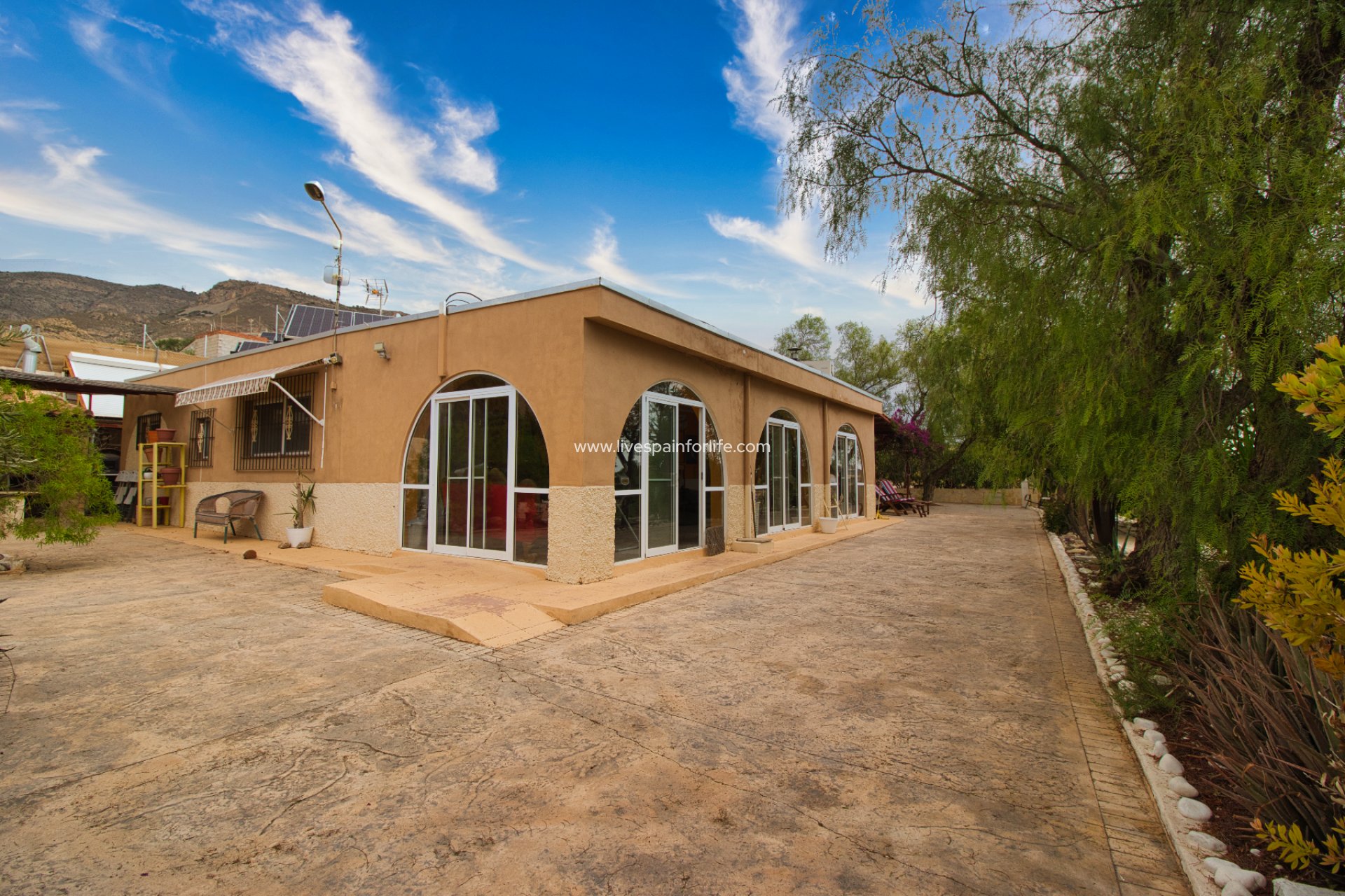 Revente - Maison de campagne -
Crevillent