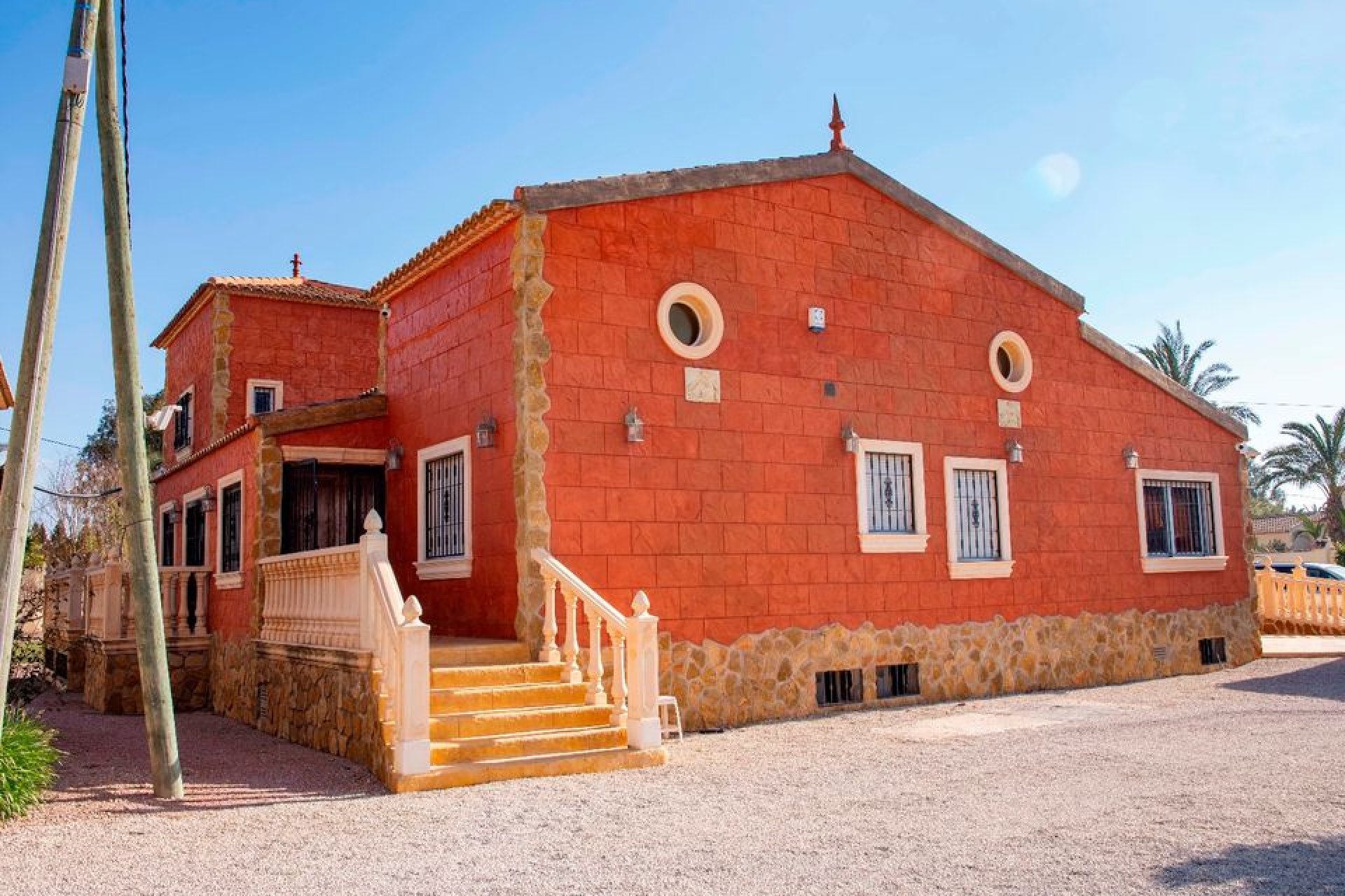 Revente - Maison de campagne -
Dolores